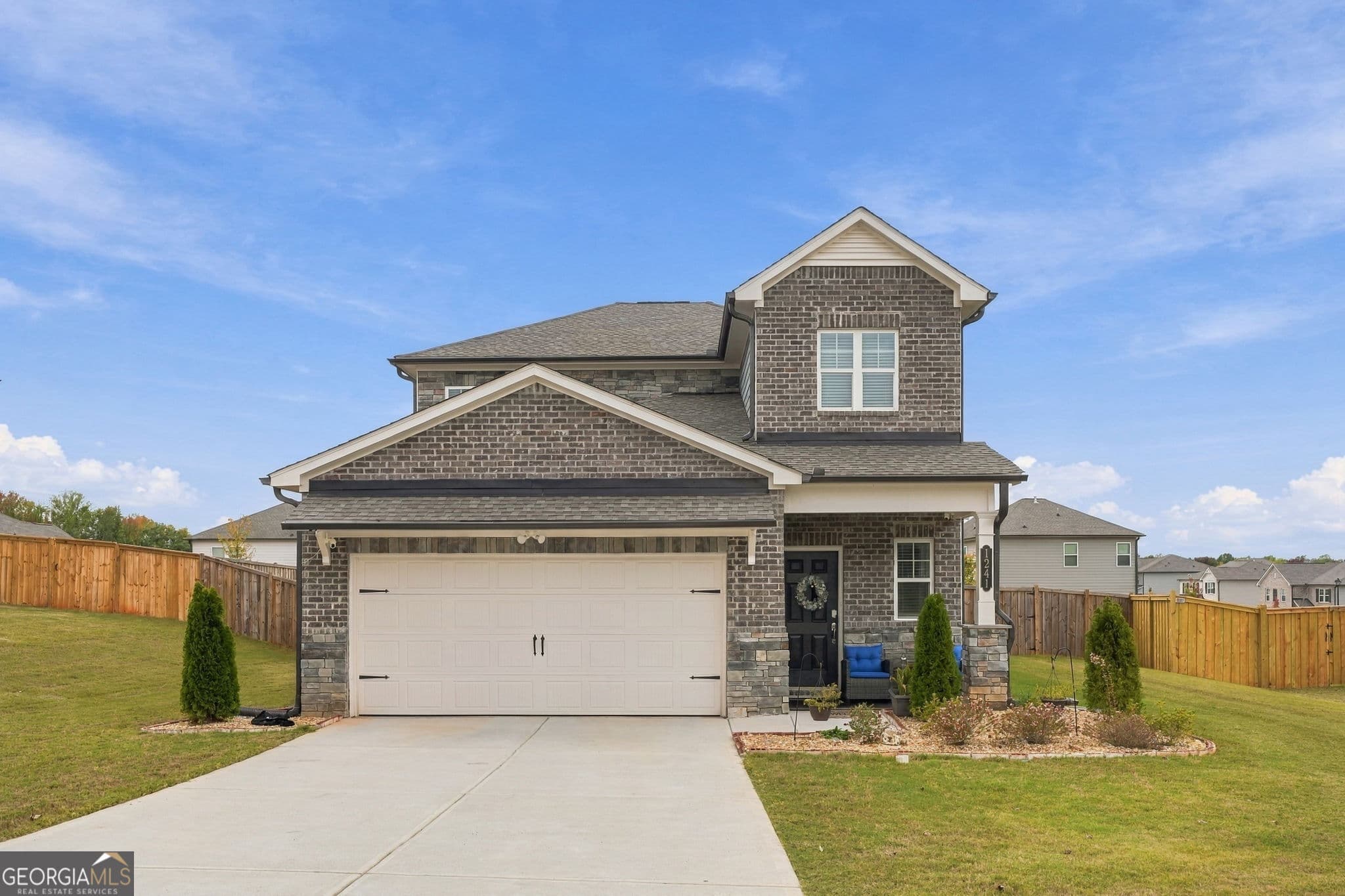 5 bedroom, 2.5 bathroom, 2,355 sq ft single family residence for sale at 1241 Arnhem Drive, Hampton, GA 30228 — photo 2