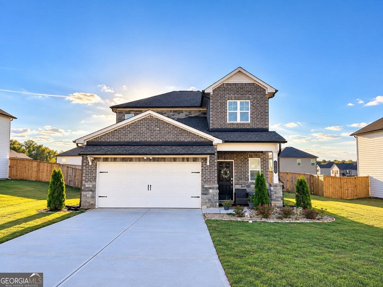 5 bedroom, 2.5 bathroom, 2,355 sq ft single family residence for sale at 1241 Arnhem Drive, Hampton, GA 30228 — photo 1 of 37