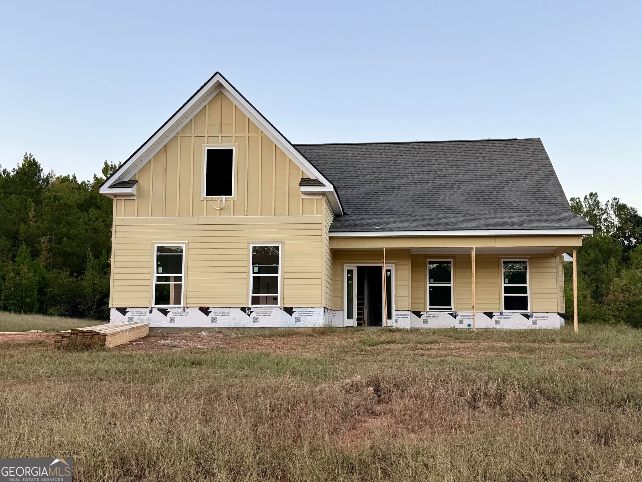 5 bedroom, 3.5 bathroom, 2,672 sq ft single family residence for sale at 106 Cameron Drive, Forsyth, GA 31029 — photo 1 of 1