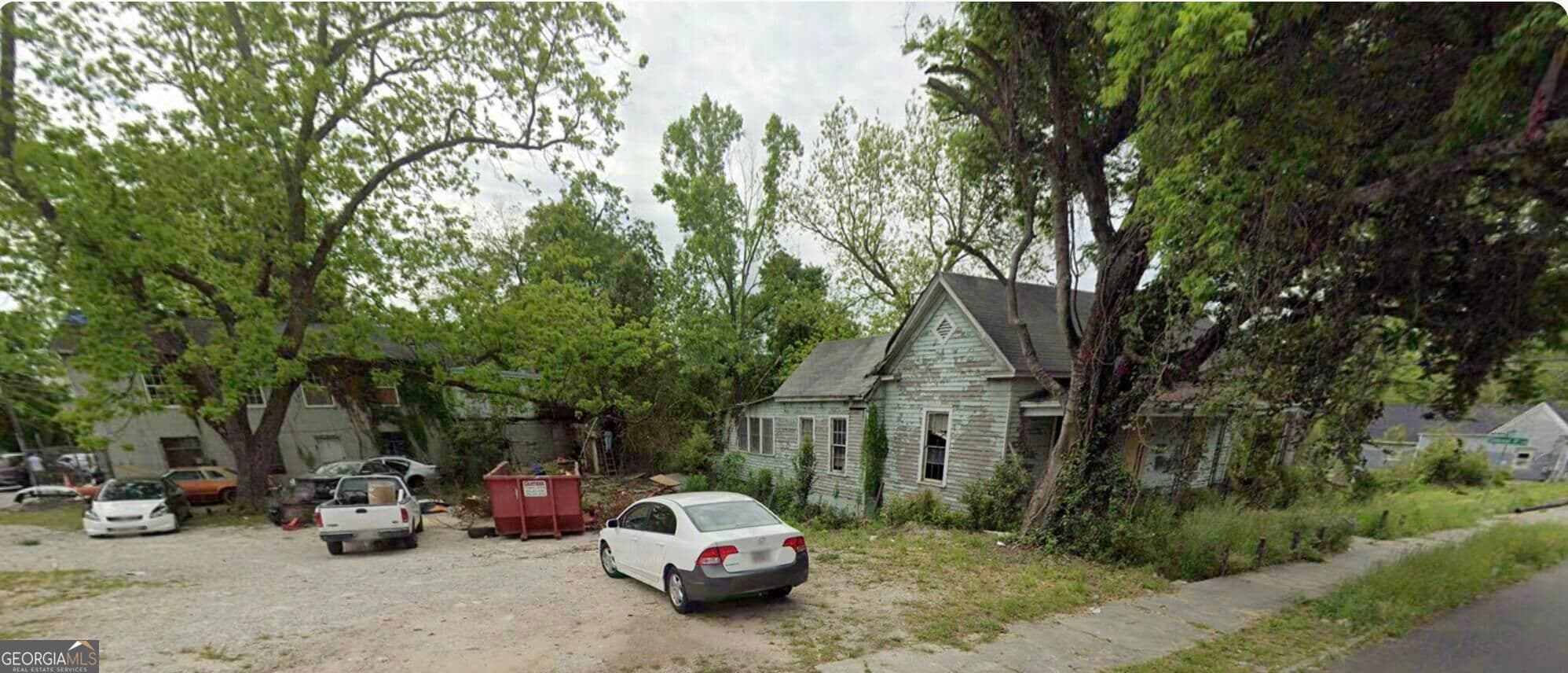 4 bedroom, 2 bathroom, 2,003 sq ft single family residence for sale at 1616 2nd Street, Macon, GA 31201 — photo 3