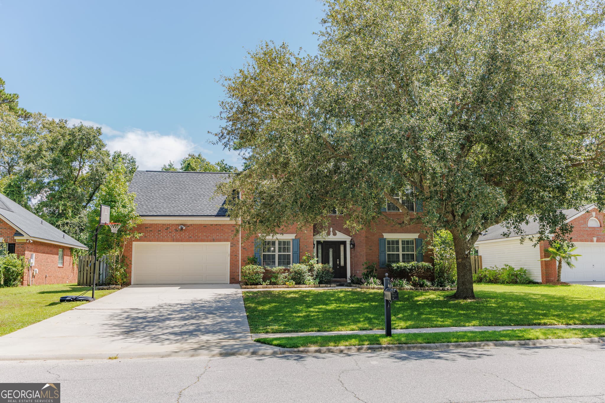 5 bedroom, 2.5 bathroom, 2,529 sq ft single family residence for sale at 109 Captain Johns Drive, Savannah, GA 31410 — photo 2