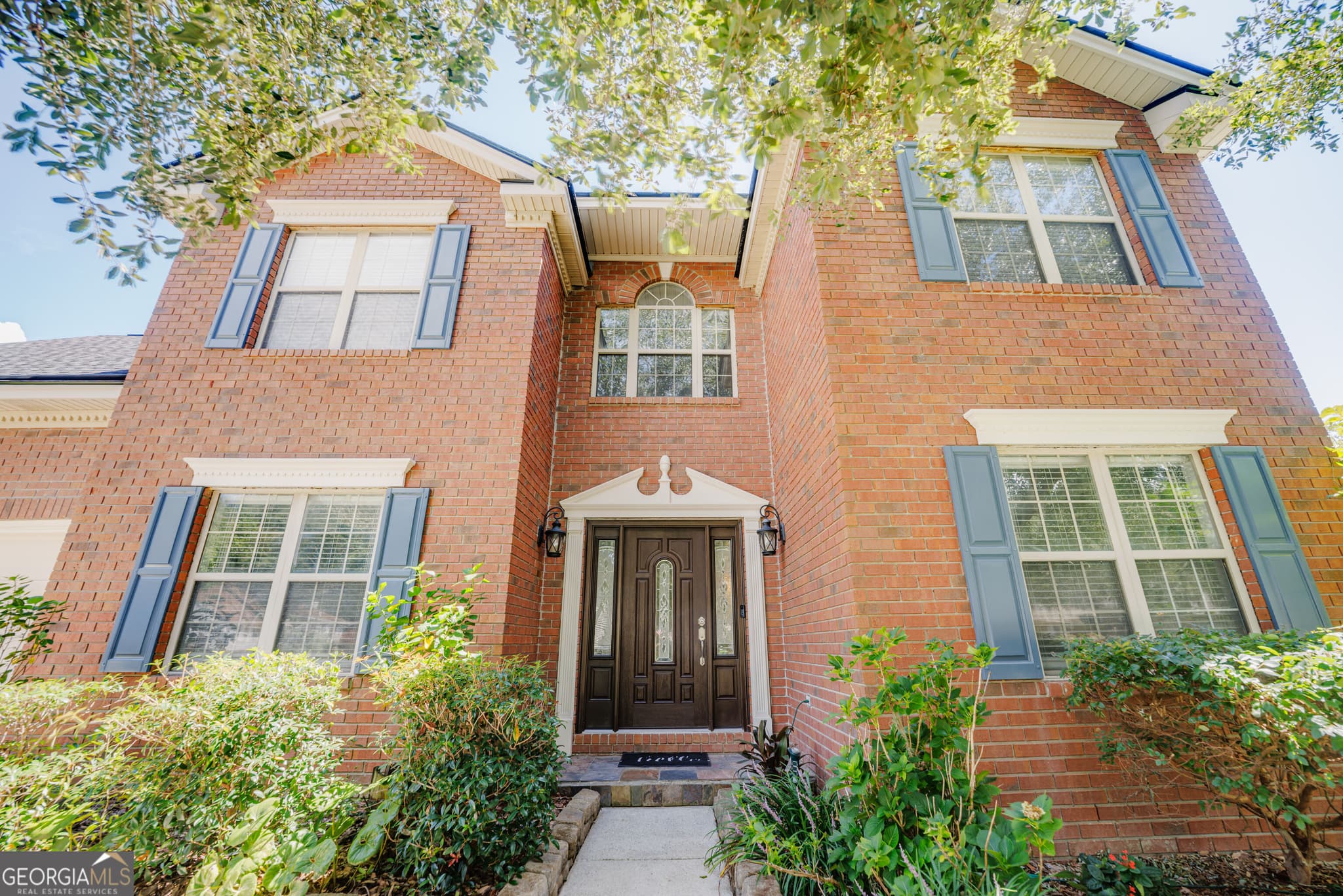 5 bedroom, 2.5 bathroom, 2,529 sq ft single family residence for sale at 109 Captain Johns Drive, Savannah, GA 31410 — photo 3