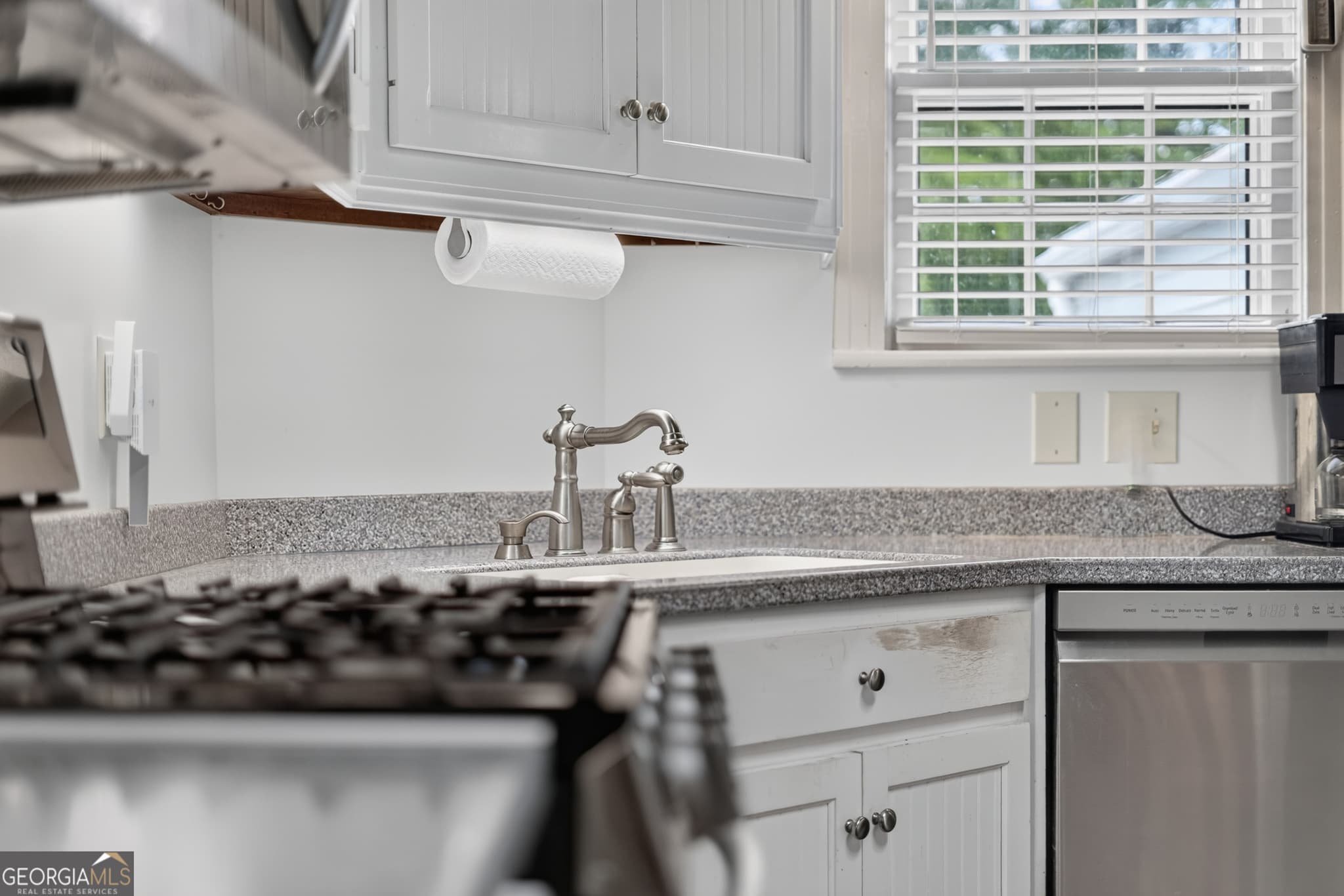 4 bedroom, 3 bathroom, 2,044 sq ft single family residence for sale at 1007 Hill Street, Waycross, GA 31501 — photo 10
