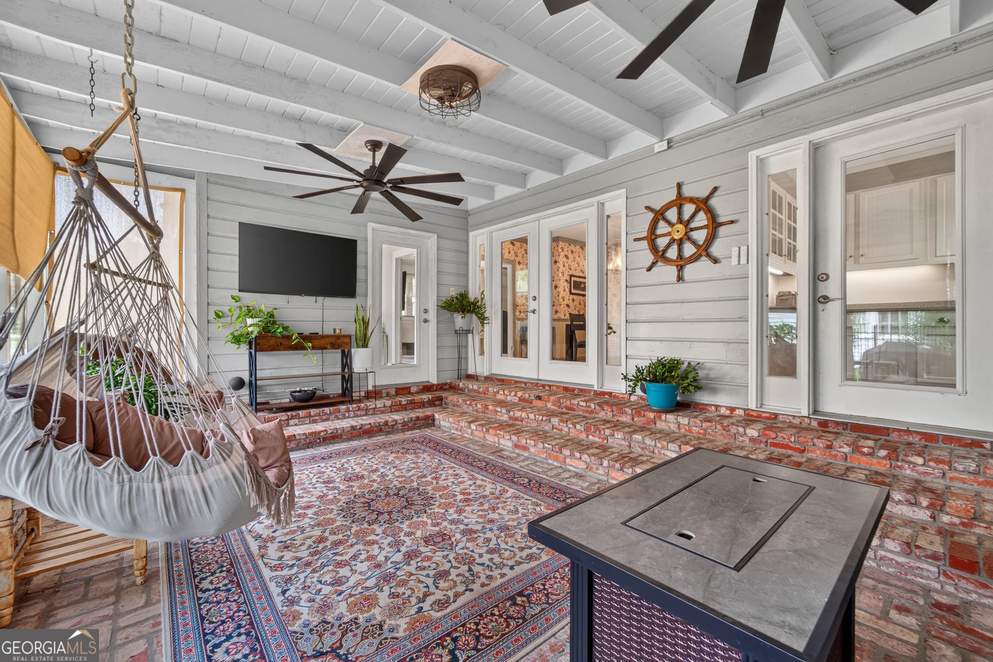 4 bedroom, 3 bathroom, 2,044 sq ft single family residence for sale at 1007 Hill Street, Waycross, GA 31501 — photo 4