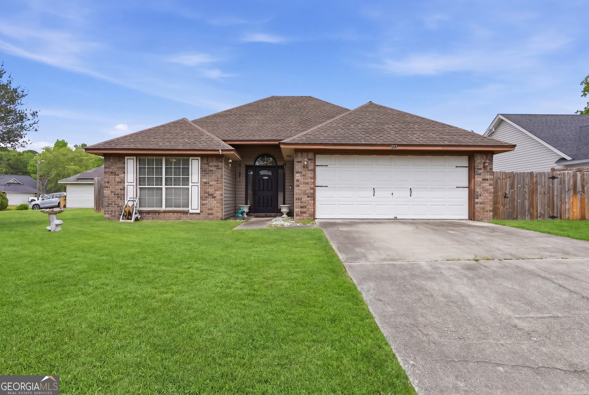 3 bedroom, 2 bathroom, 1,380 sq ft single family residence sold at 289 Teal Lake Drive, Richmond Hill, GA 31324