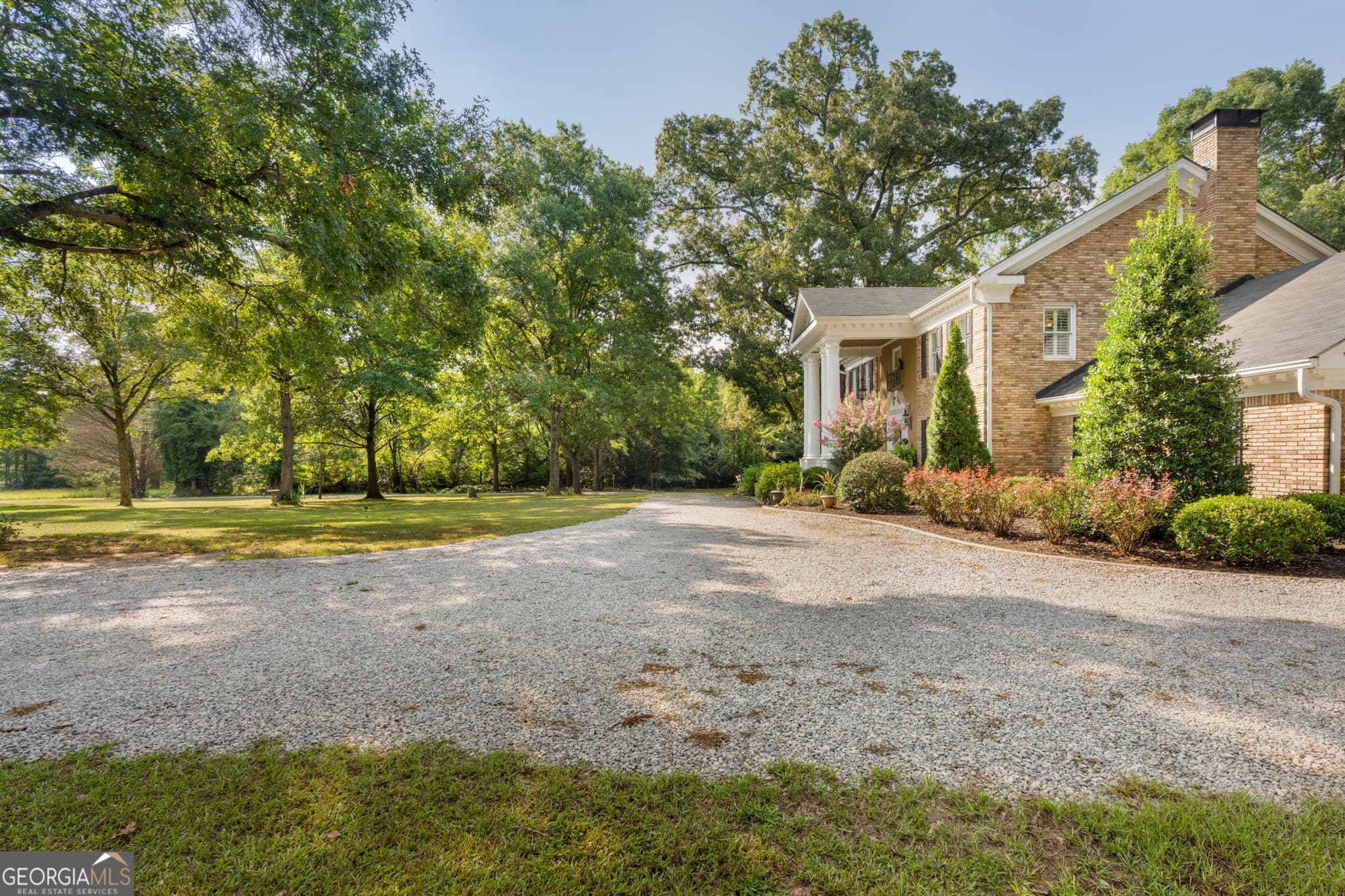 3 bedroom, 2.5 bathroom, 3,335 sq ft single family residence for sale at 2100 Davis Academy Road, Rutledge, GA 30663 — photo 7