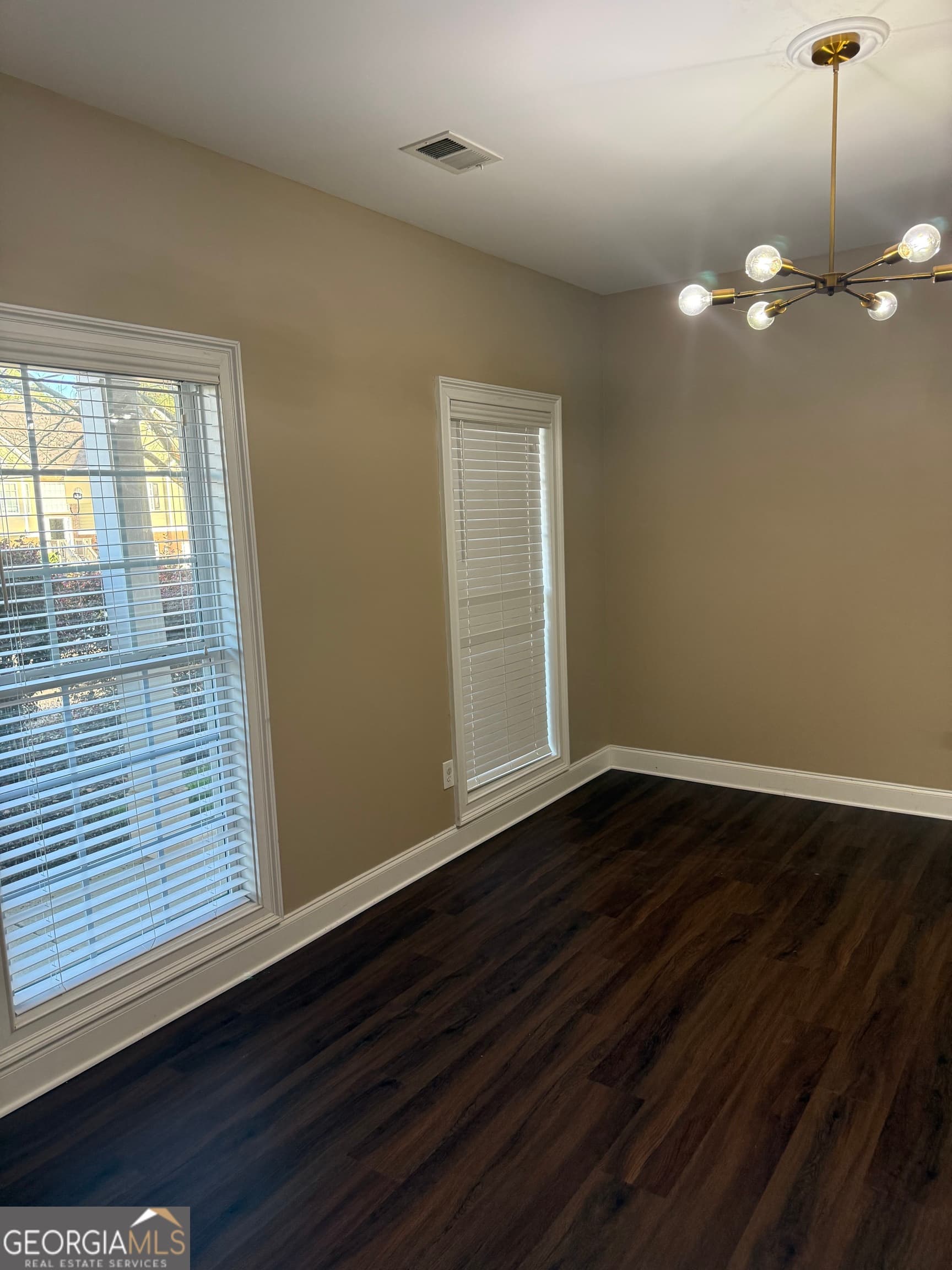 4 bedroom, 2.5 bathroom, 2,964 sq ft single family residence for rent at 2104 Ginger Estates Drive, Conyers, GA 30013 for $2,435 a month — photo 9