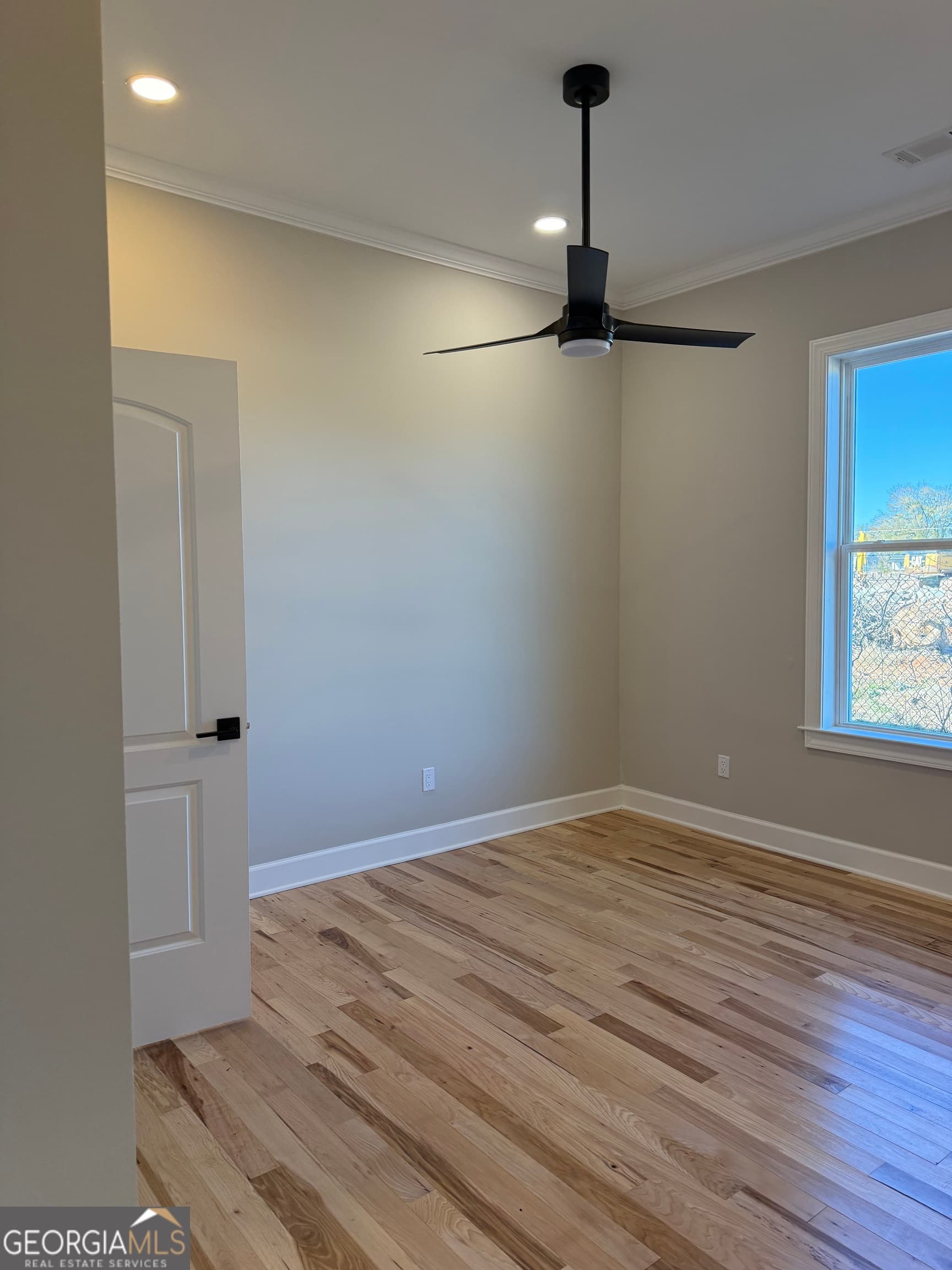 3 bedroom, 2 bathroom, 1,778 sq ft single family residence for sale at 2 Cedar Avenue, Griffin, GA 30223 — photo 4