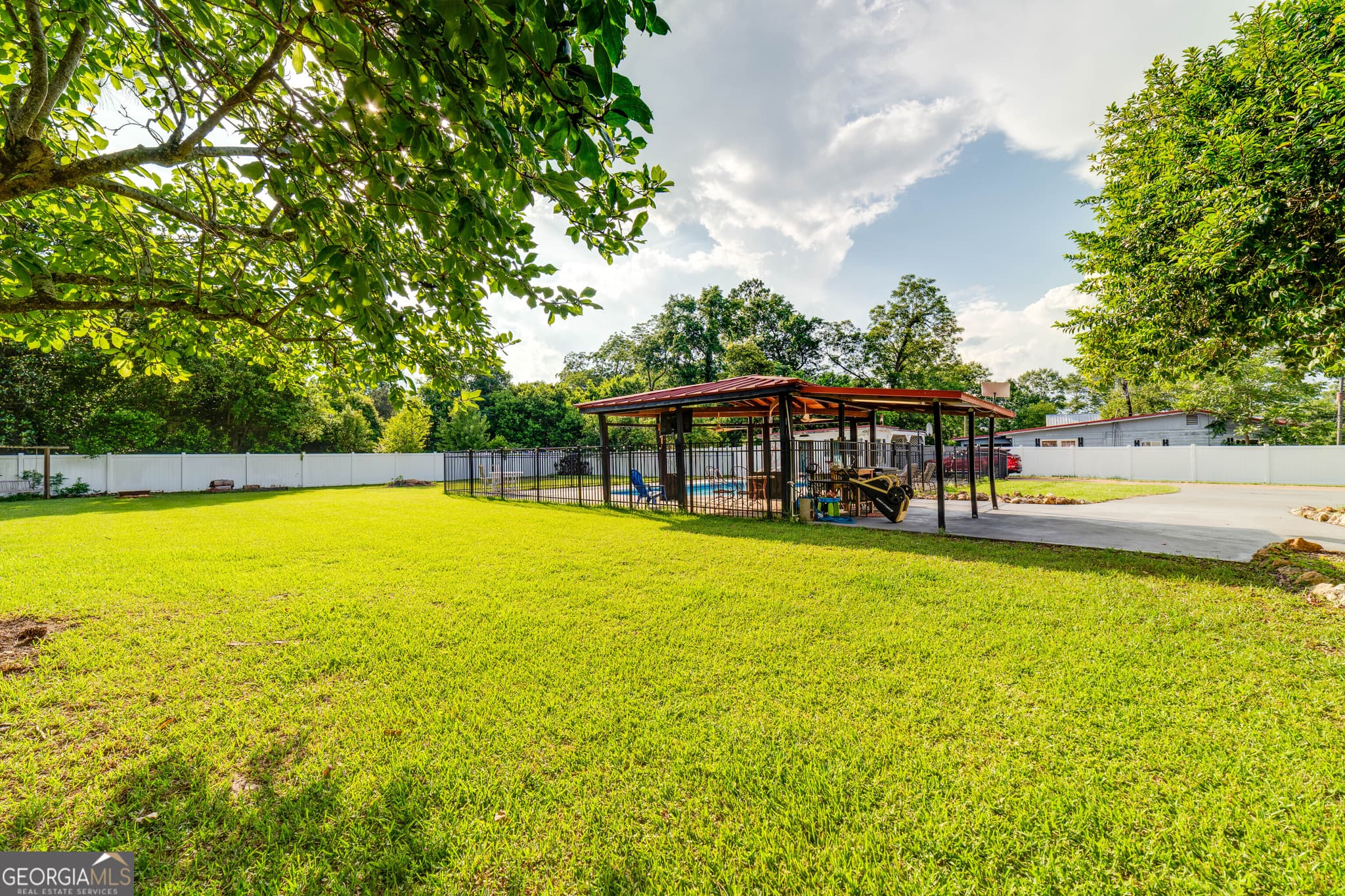 4 bedroom, 2.5 bathroom, 3,101 sq ft single family residence for sale at 73 Maxwell Street, Arlington, GA 39813 — photo 7