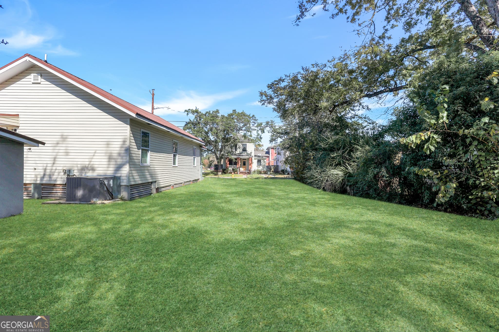2 bedroom, 2 bathroom, 1 sq ft single family residence for sale at 1225 Richards Street, Savannah, GA 31415 — photo 7