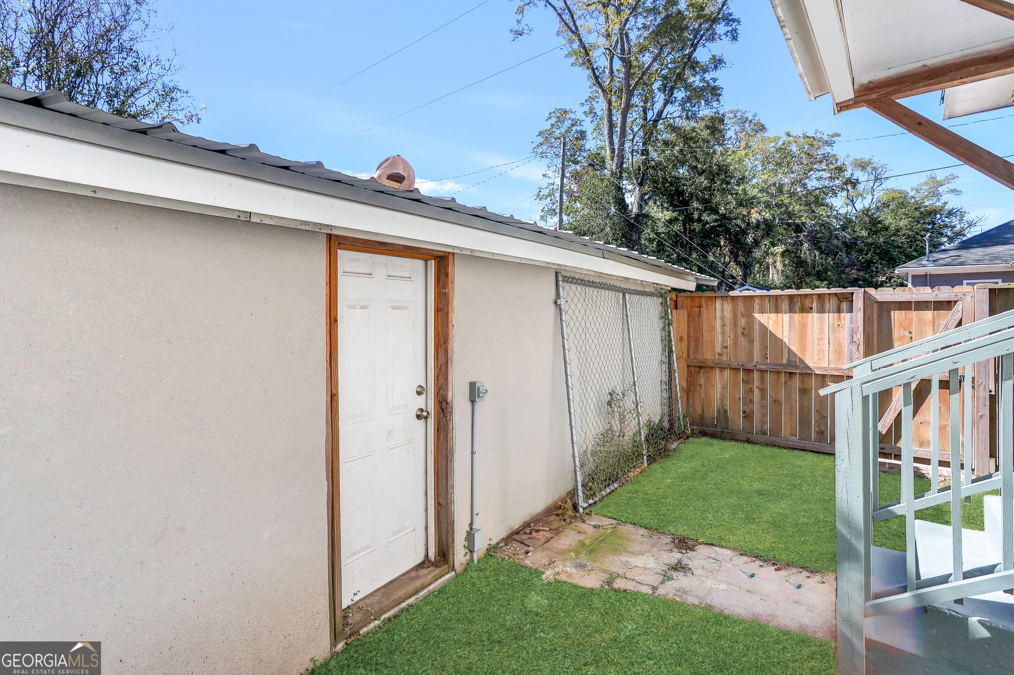 2 bedroom, 2 bathroom, 1 sq ft single family residence for sale at 1225 Richards Street, Savannah, GA 31415 — photo 9