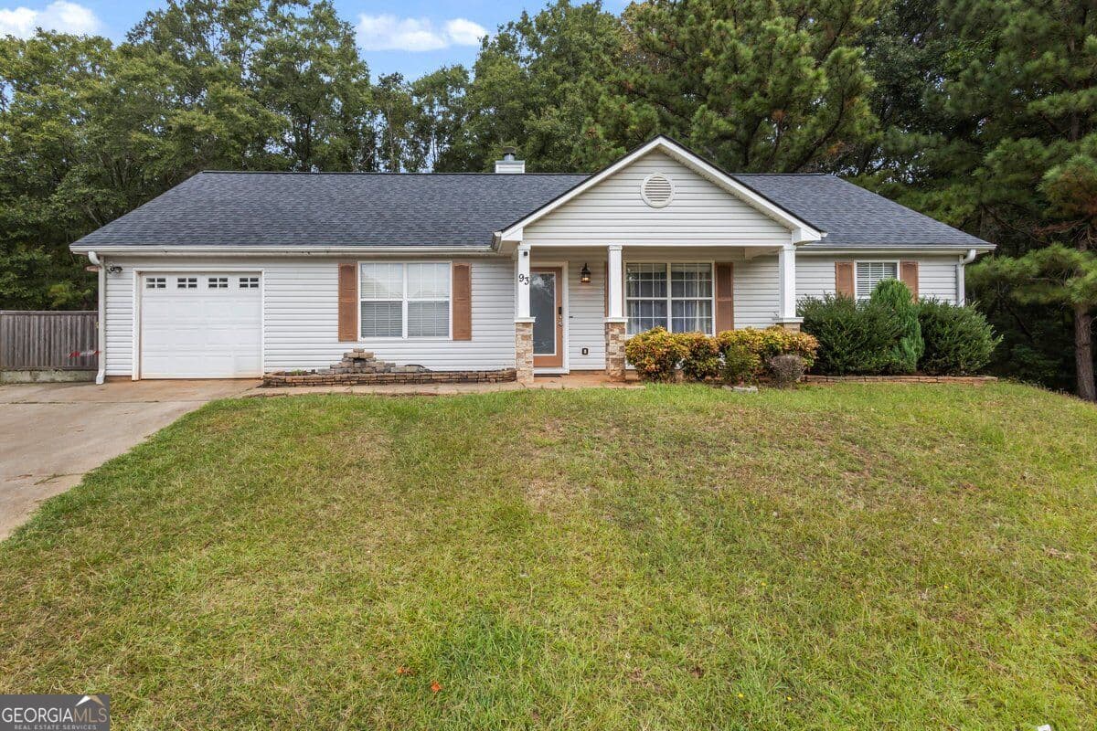 3 bedroom, 2 bathroom, 1,464 sq ft single family residence for sale at 93 Virginia Heights Drive, Newnan, GA 30263 — photo 2