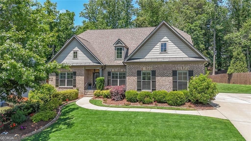 4 bedroom, 3 bathroom, 2,477 sq ft single family residence for sale at 6985 Concord Mountain Trail, Cumming, GA 30028 — photo 1 of 51