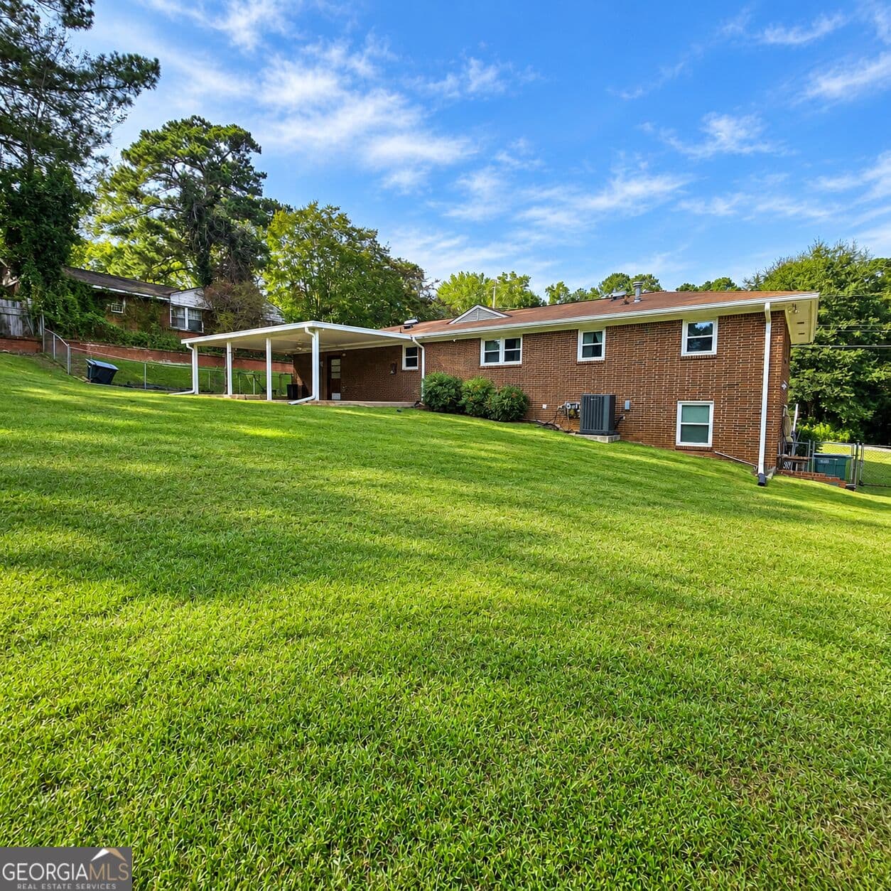 3 bedroom, 1.5 bathroom, 1,800 sq ft single family residence for sale at 1515 Patricia Drive, Morrow, GA 30260 — photo 2