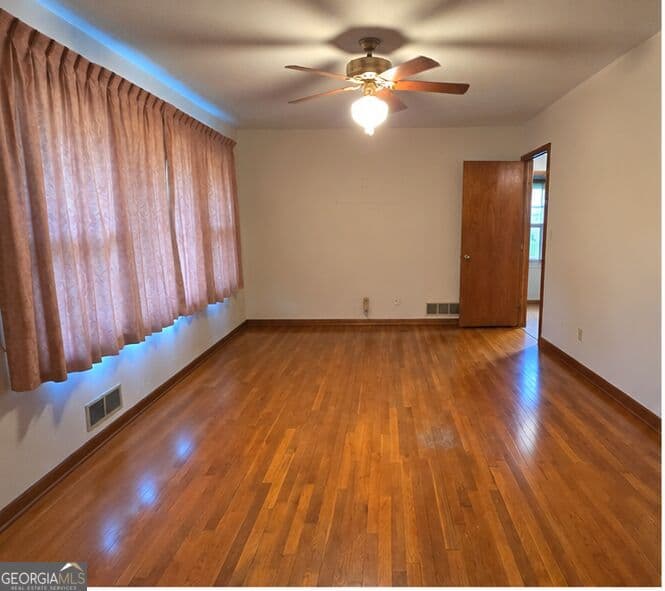 3 bedroom, 1.5 bathroom, 1,800 sq ft single family residence for sale at 1515 Patricia Drive, Morrow, GA 30260 — photo 3