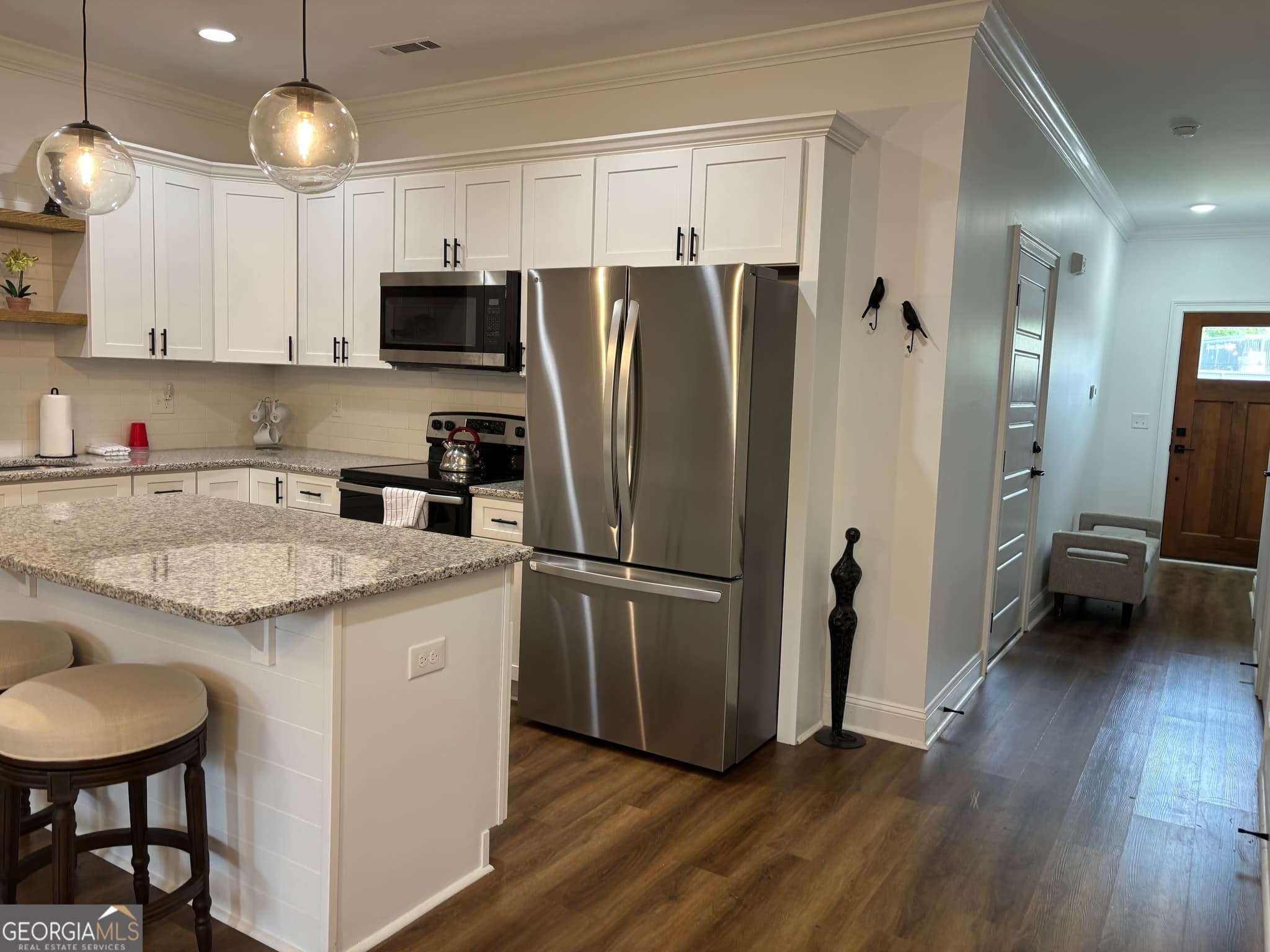 2 bedroom, 2.5 bathroom, 1,498 sq ft single family residence for sale at 633 E 3rd Street, Rome, GA 30161 — photo 5