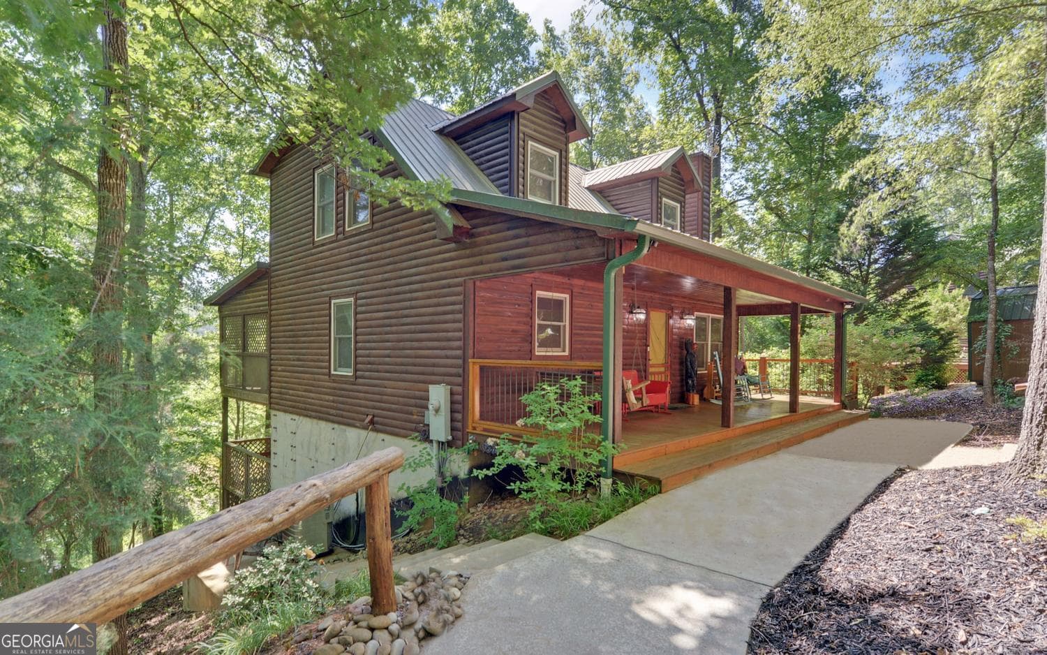 5 bedroom, 3 bathroom single family residence for sale at 79 Clairmonte Point, Martin, GA 30557 — photo 2