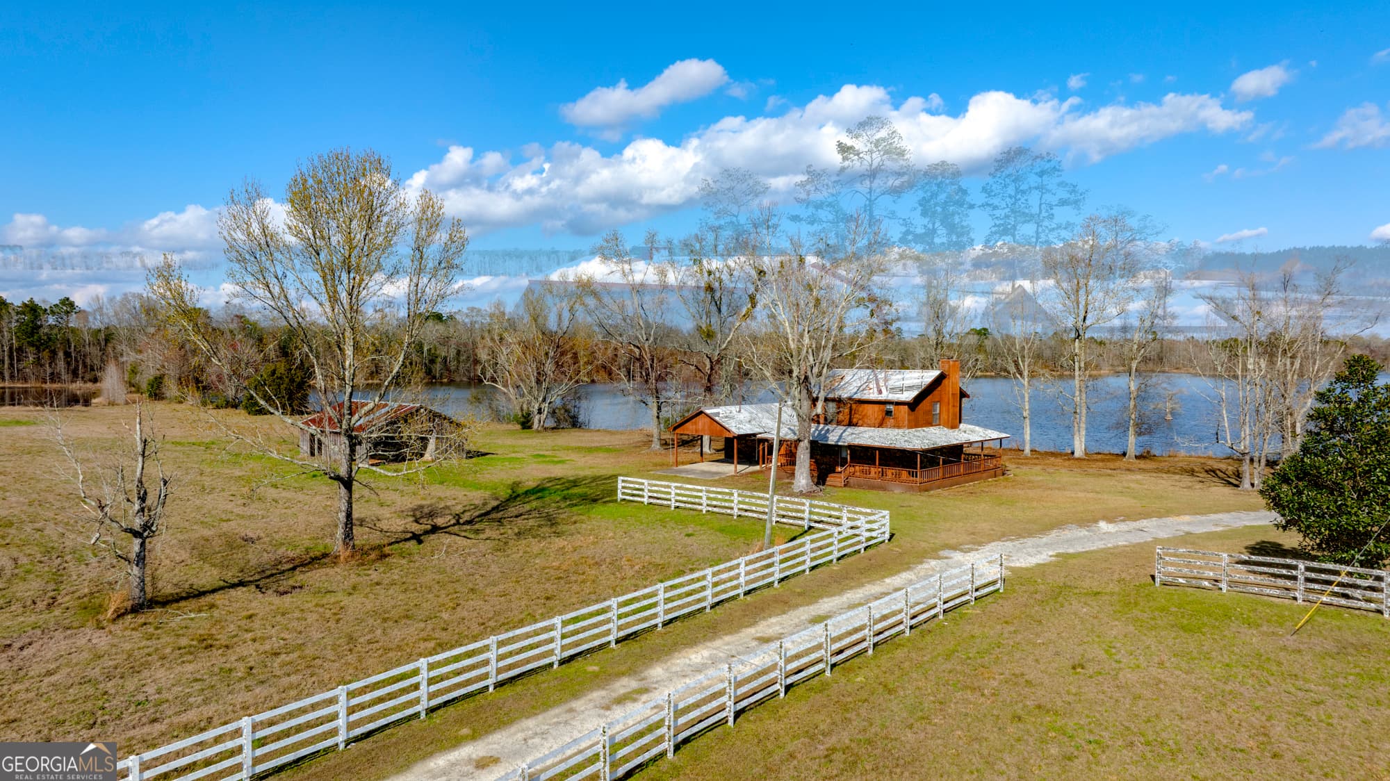 4 bedroom, 3 bathroom, 2,364 sq ft farm for sale at 2625 Hartford Lake Road, Hartford, AL 36344 — photo 7
