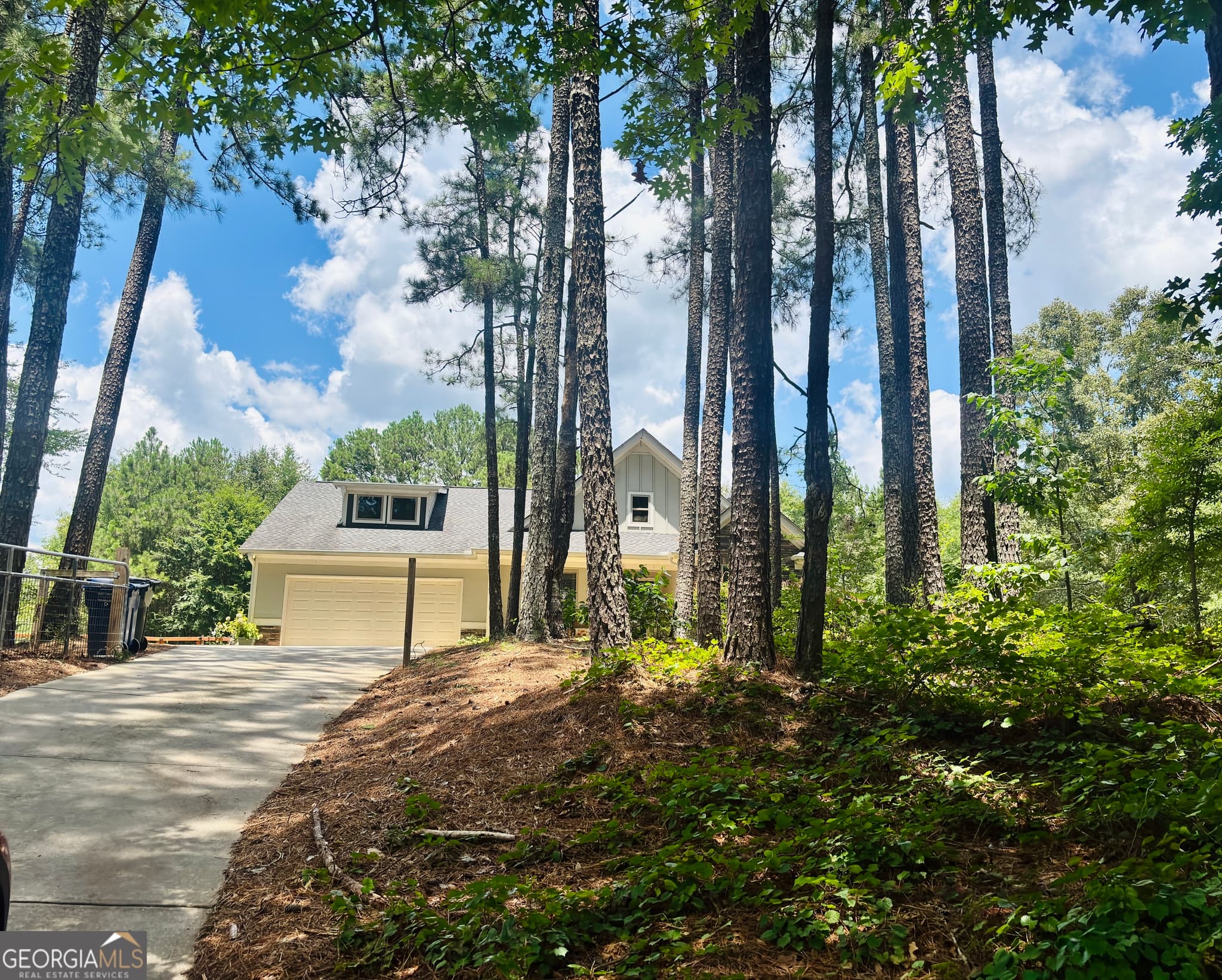 3 bedroom, 2 bathroom, 1,821 sq ft single family residence for sale at 5411 Hightower Trail, Oxford, GA 30054 — photo 7