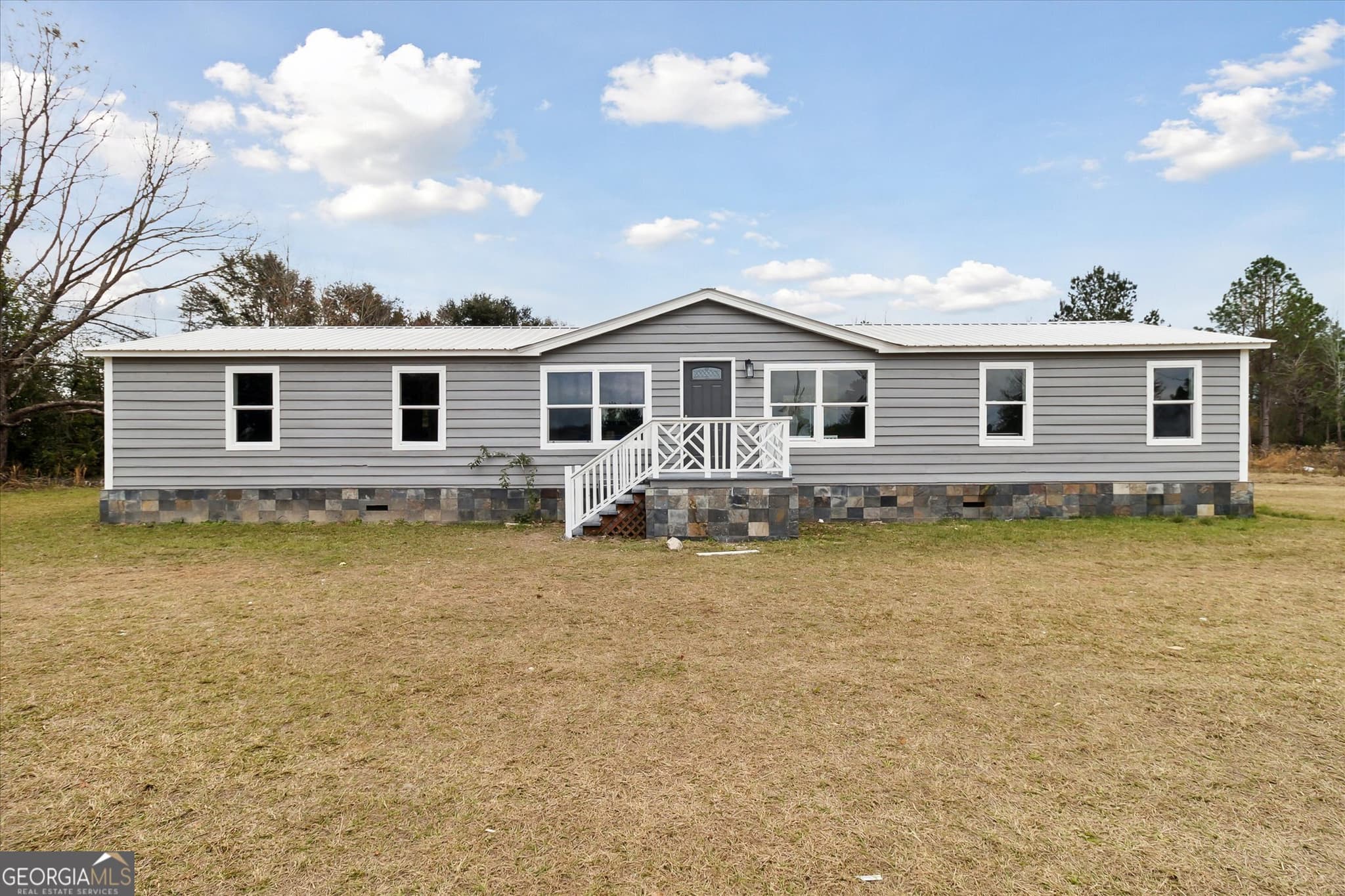 3 bedroom, 2 bathroom, 1,792 sq ft manufactured home,single family residence sold at 72 Midway Court, Claxton, GA 30417
