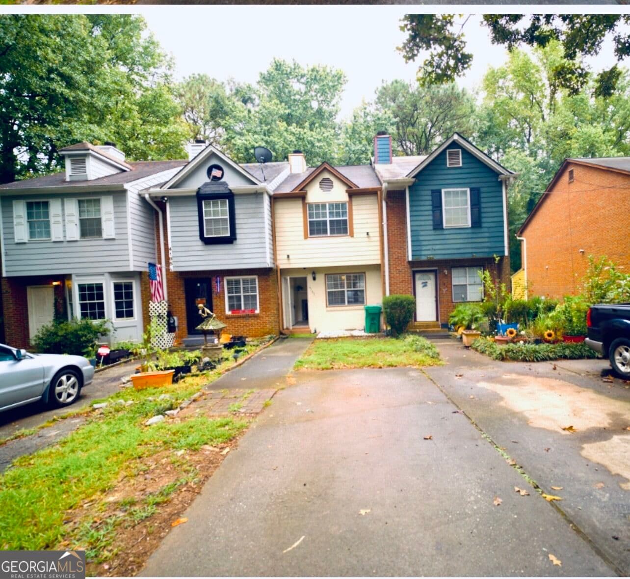 2 bedroom, 2.5 bathroom, 1,134 sq ft townhouse for sale at 4183 Pine Valley Road, Tucker, GA 30084 — photo 2