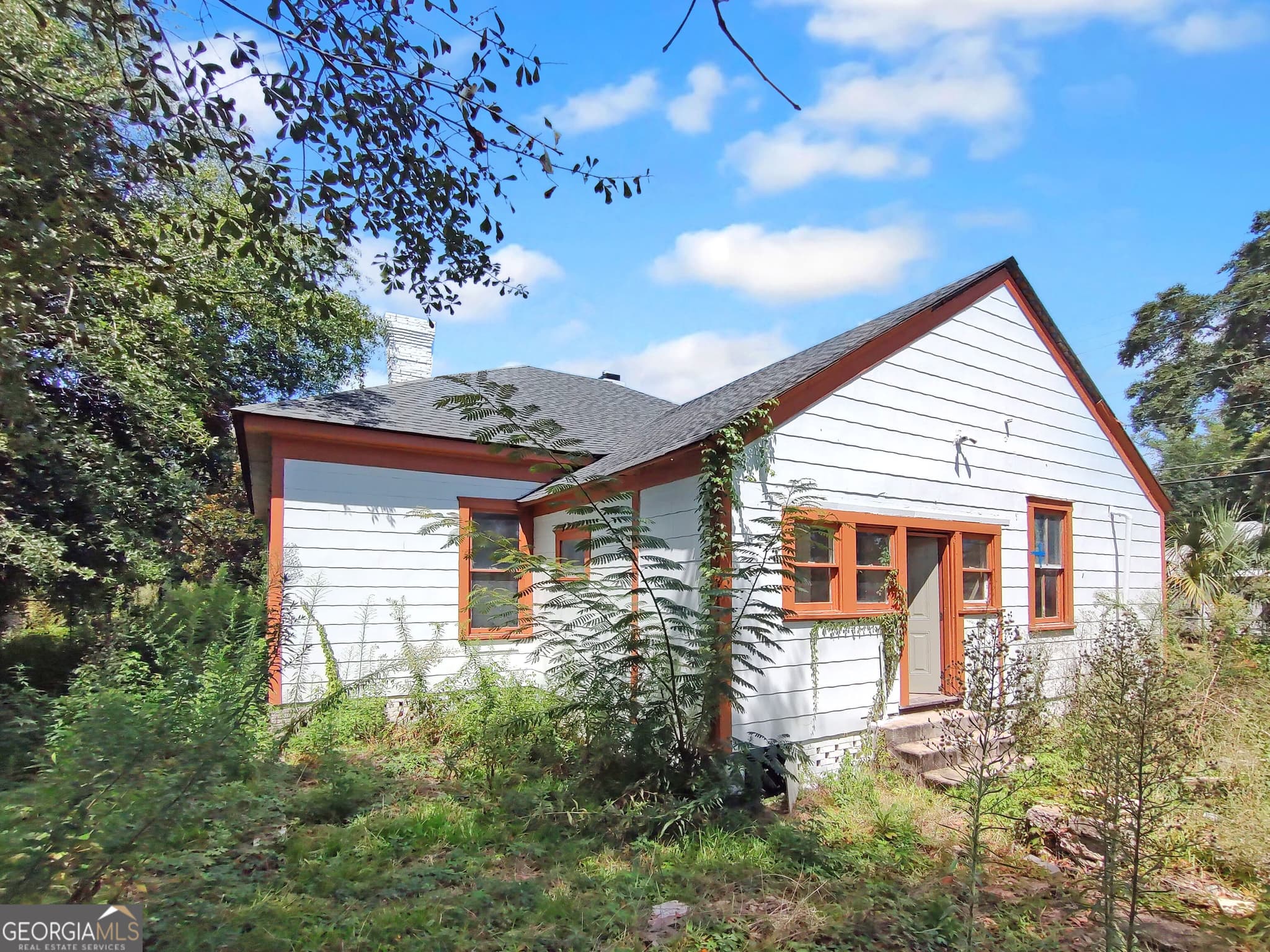 3 bedroom, 2 bathroom, 1,878 sq ft single family residence for sale at 406 N Monroe Street, Albany, GA 31701 — photo 9
