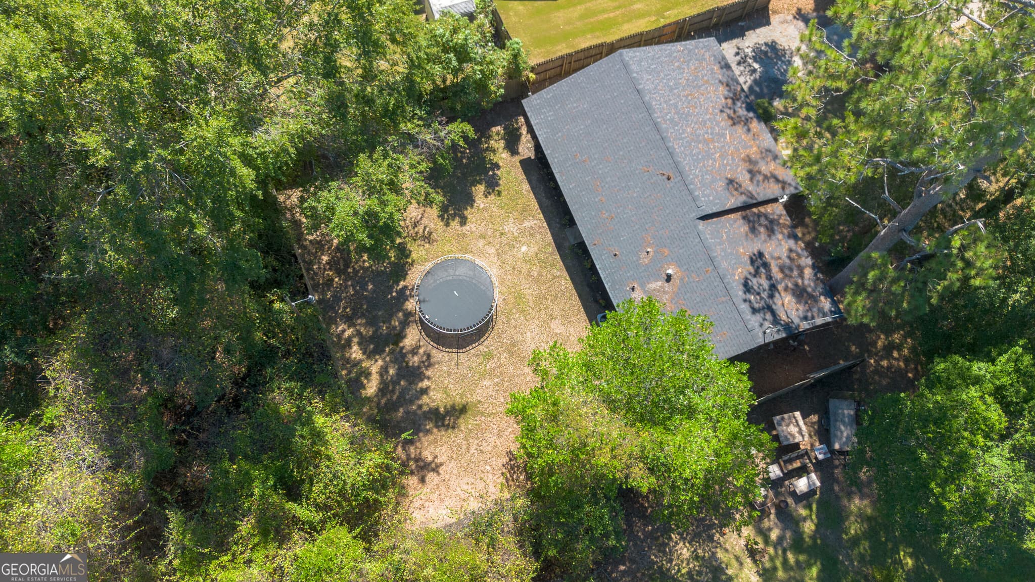 3 bedroom, 2 bathroom, 1,302 sq ft single family residence for sale at 2525 Willis Court, Macon, GA 31217 — photo 3