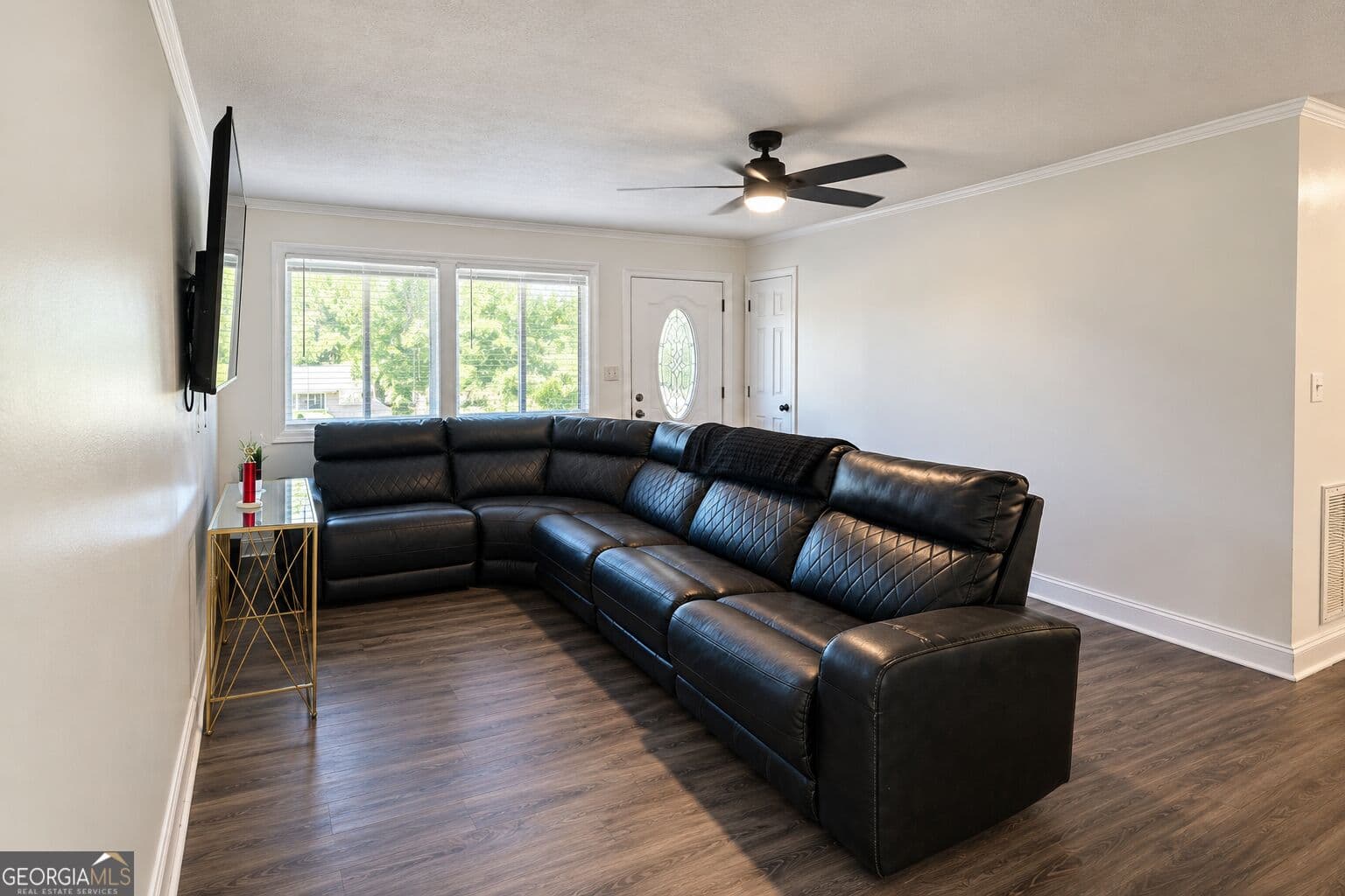 3 bedroom, 2 bathroom, 1,302 sq ft single family residence for sale at 2525 Willis Court, Macon, GA 31217 — photo 4