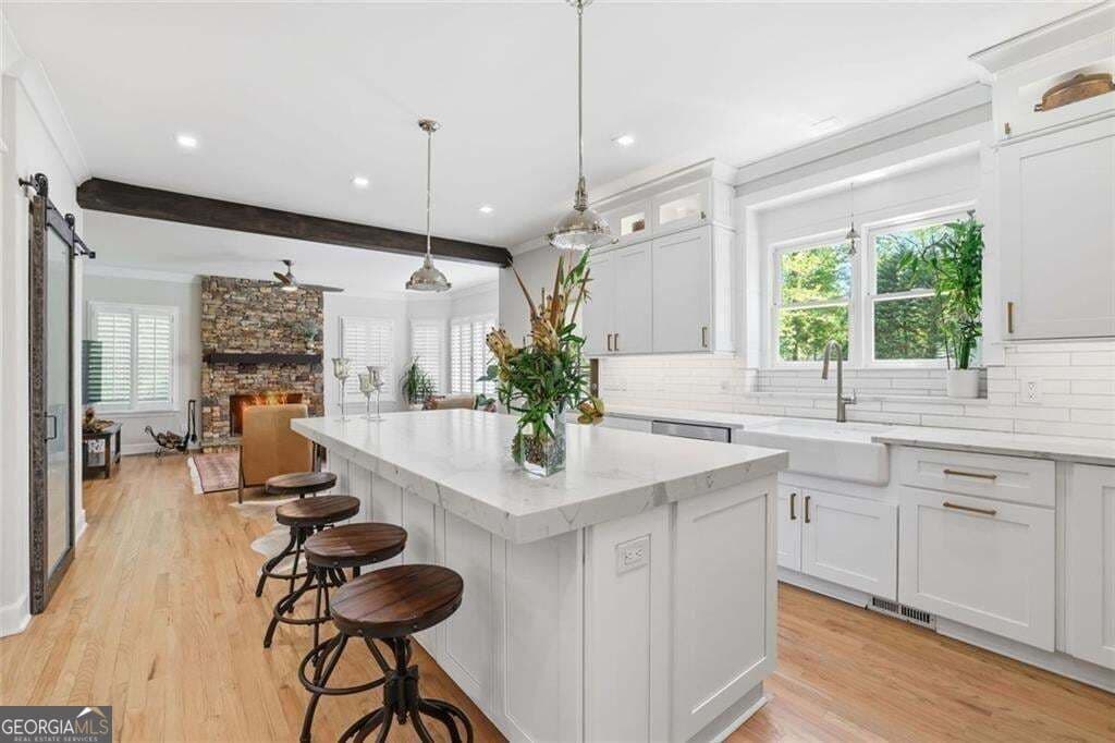 6 bedroom, 4.5 bathroom, 4,649 sq ft single family residence for sale at 520 Hopewell Downs Drive, Milton, GA 30004 — photo 8