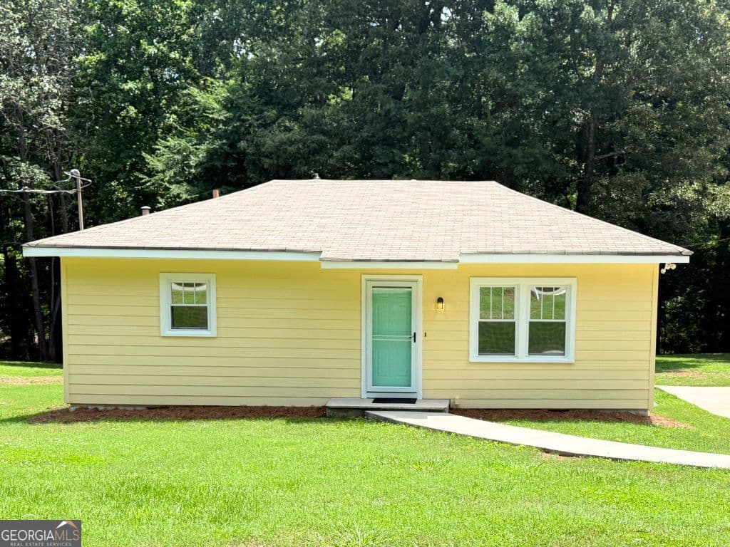 2 bedroom, 1 bathroom, 1,050 sq ft single family residence sold at 1090 Brackett Road, Marietta, GA 30066