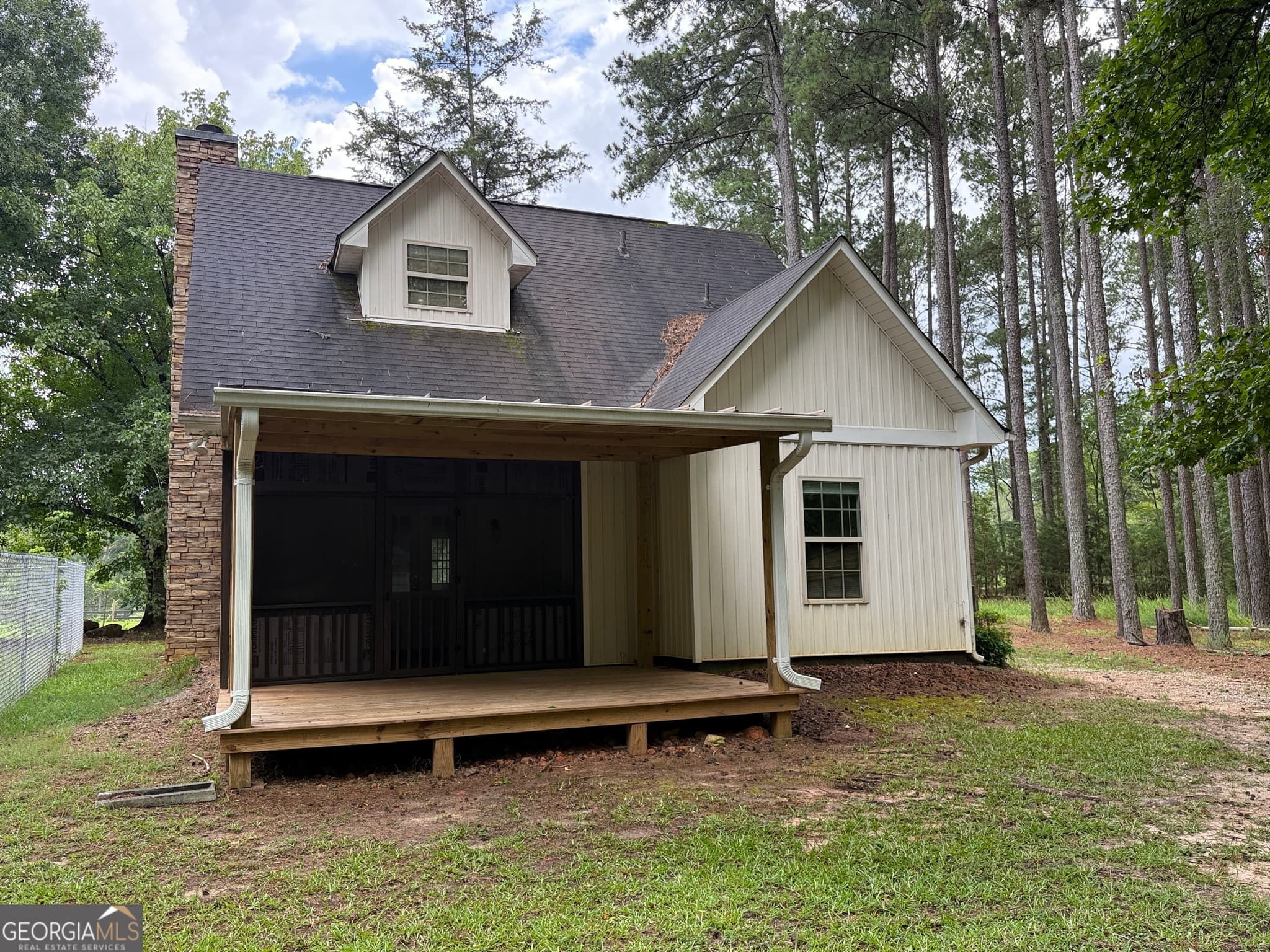 2 bedroom, 2 bathroom, 1,296 sq ft single family residence for sale at 1331 Center Hill School Road, Union Point, GA 30669 — photo 3