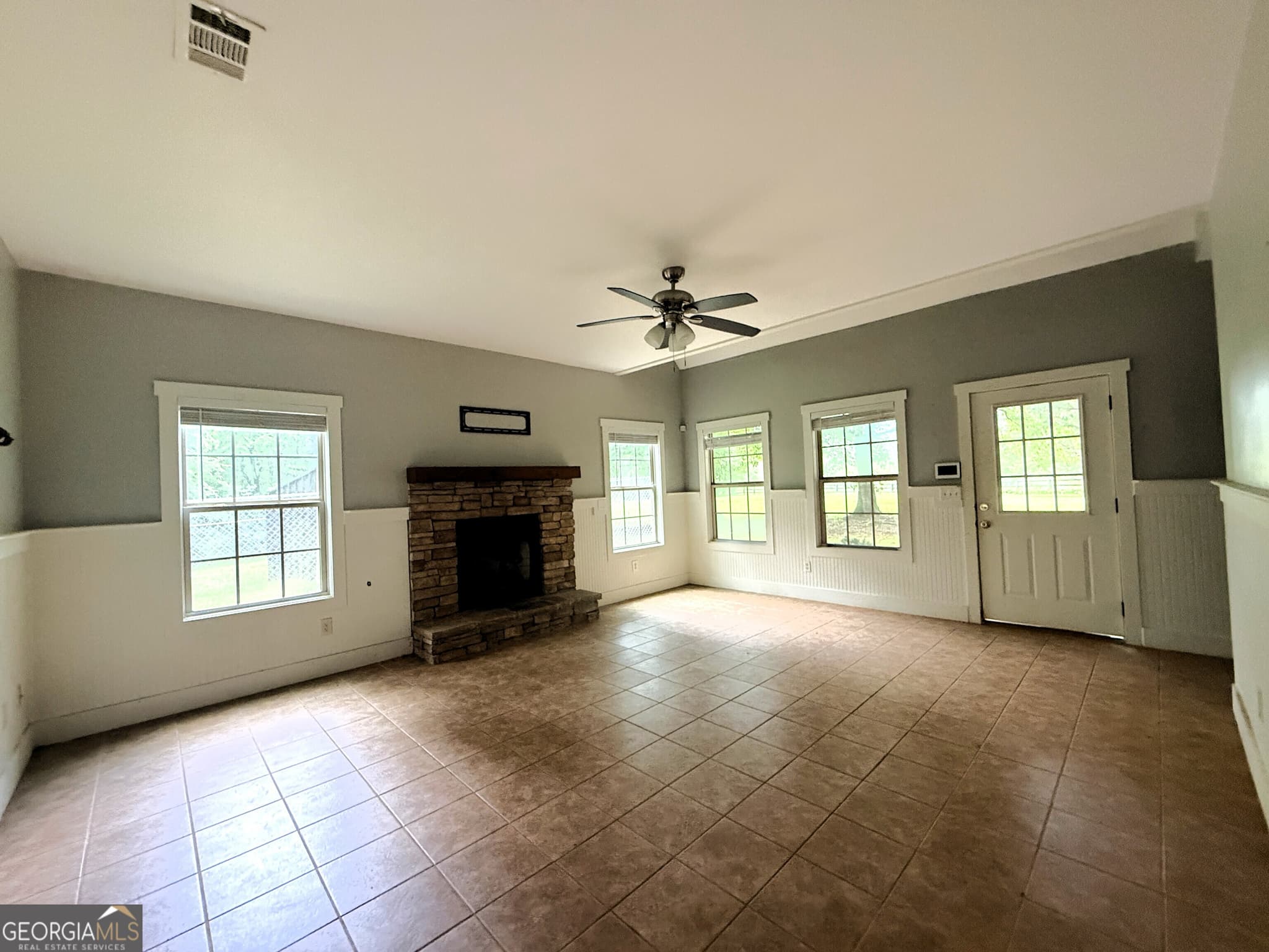 2 bedroom, 2 bathroom, 1,296 sq ft single family residence for sale at 1331 Center Hill School Road, Union Point, GA 30669 — photo 5