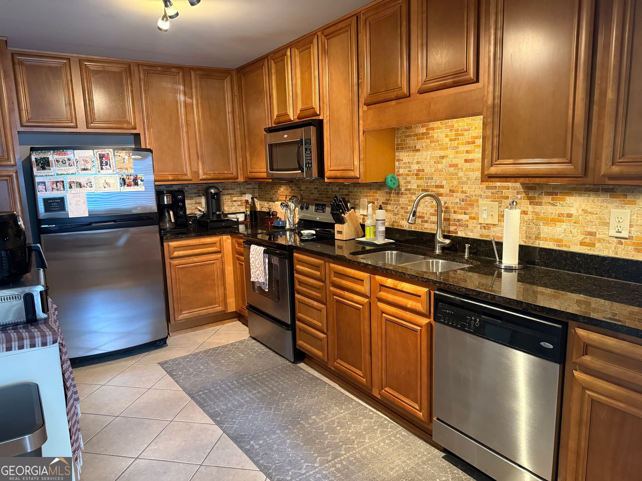 2 bedroom, 2.5 bathroom, 1,290 sq ft condominium for sale at 1468 Briarwood Road 1605, Atlanta, GA 30319 — photo 5