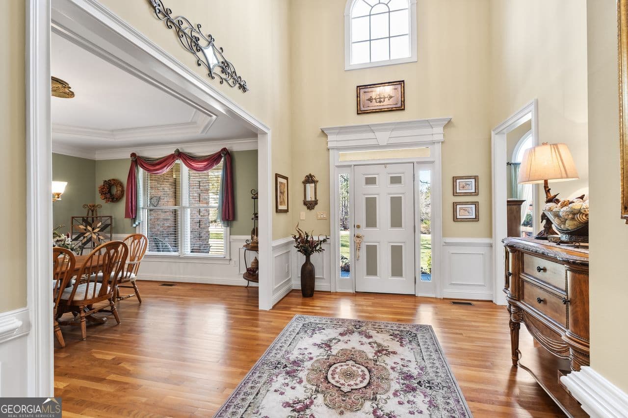 4 bedroom, 3.5 bathroom, 5,774 sq ft single family residence for sale at 8015 Hurakan Creek Crossing, Cumming, GA 30028 — photo 10