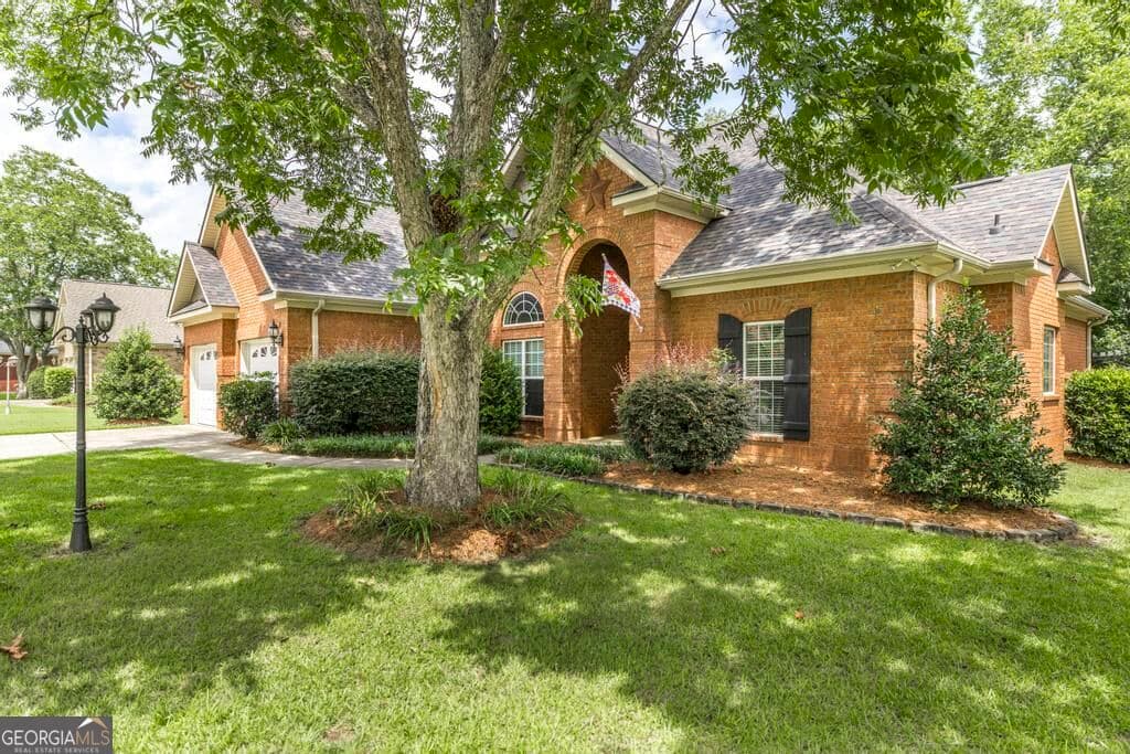 3 bedroom, 2.5 bathroom, 1,990 sq ft single family residence for sale at 104 Pembroke Point, Centerville, GA 31028 — photo 5
