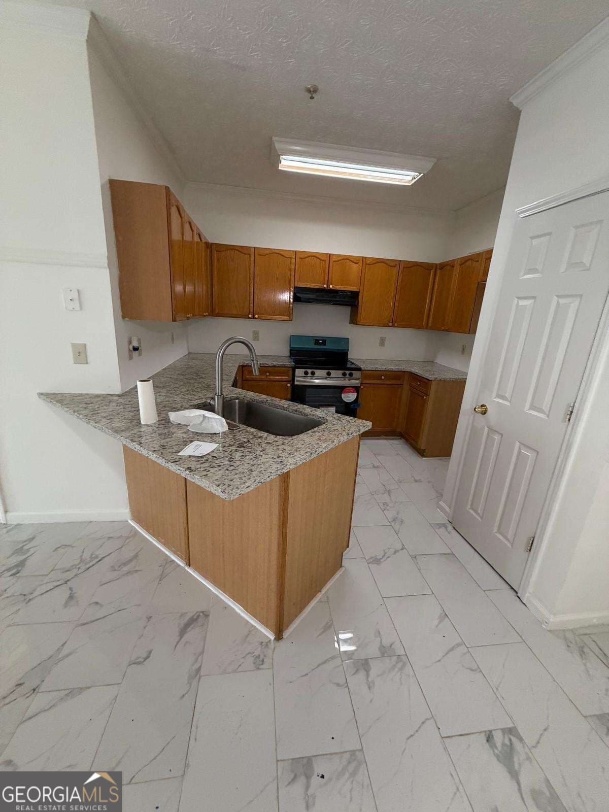 3 bedroom, 2.5 bathroom, 1,592 sq ft townhouse for rent at 5090 Leeshire Trace, Tucker, GA 30084 for $2,300 a month — photo 8