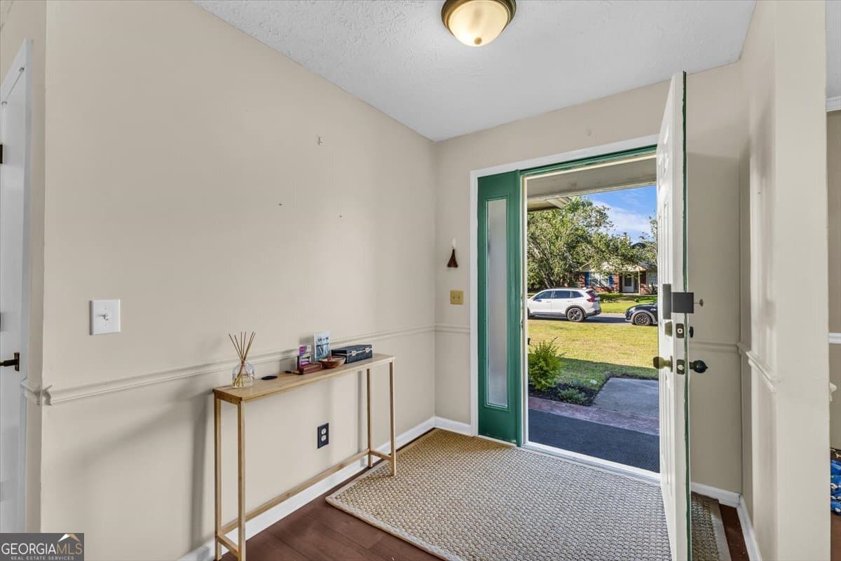 3 bedroom, 2 bathroom, 1,587 sq ft single family residence for sale at 40 Whippoorwill Lane, Richmond Hill, GA 31324 — photo 6