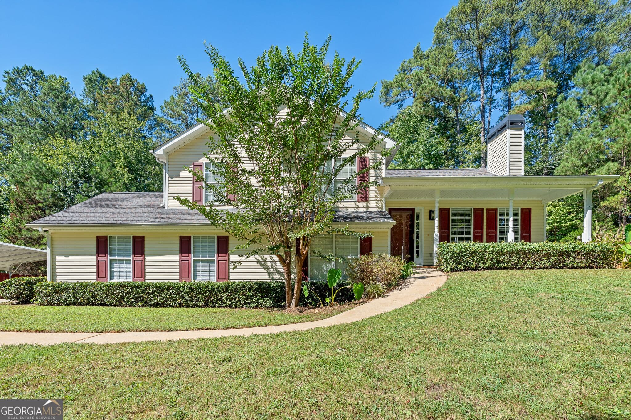4 bedroom, 3 bathroom, 1,961 sq ft single family residence for sale at 65 Lauren Overlook, Newnan, GA 30263 — photo 1 of 60