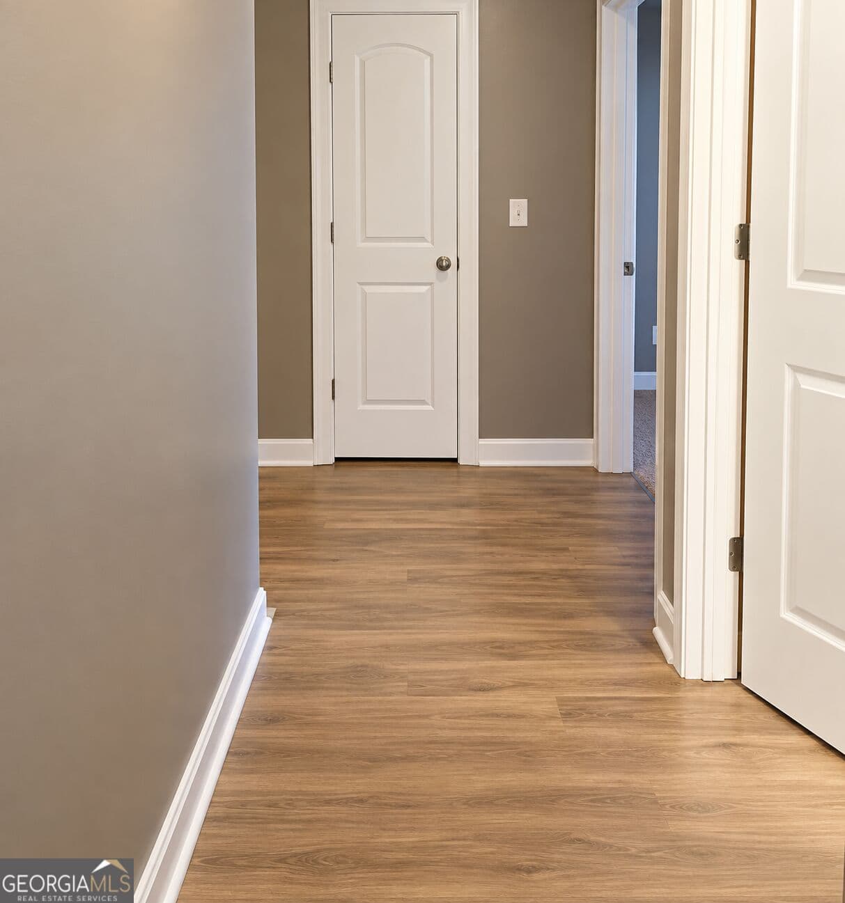 3 bedroom, 2 bathroom, 1,292 sq ft condominium for sale at 16203 Waldrop Cove 16203, Decatur, GA 30034 — photo 3