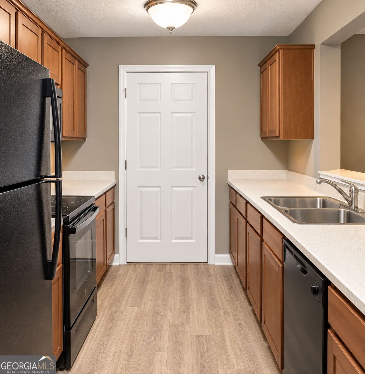 3 bedroom, 2 bathroom, 1,292 sq ft condominium for sale at 16203 Waldrop Cove 16203, Decatur, GA 30034 — photo 5