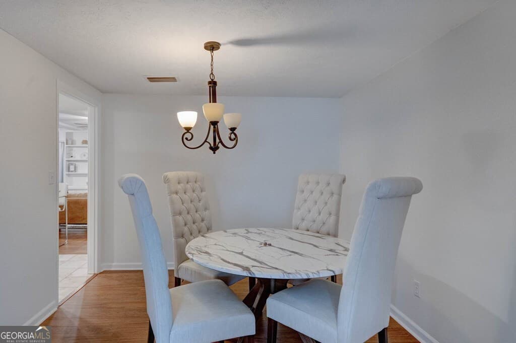 4 bedroom, 2 bathroom, 2,536 sq ft single family residence for sale at 6101 River Road 5, Columbus, GA 31904 — photo 7