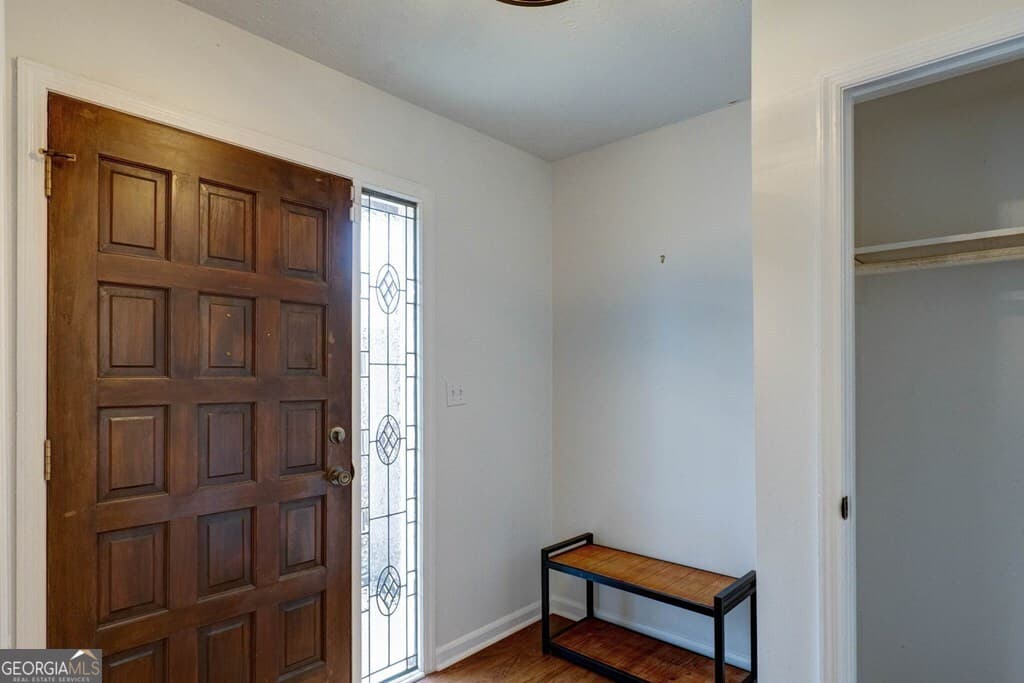 4 bedroom, 2 bathroom, 2,536 sq ft single family residence for sale at 6101 River Road 5, Columbus, GA 31904 — photo 8