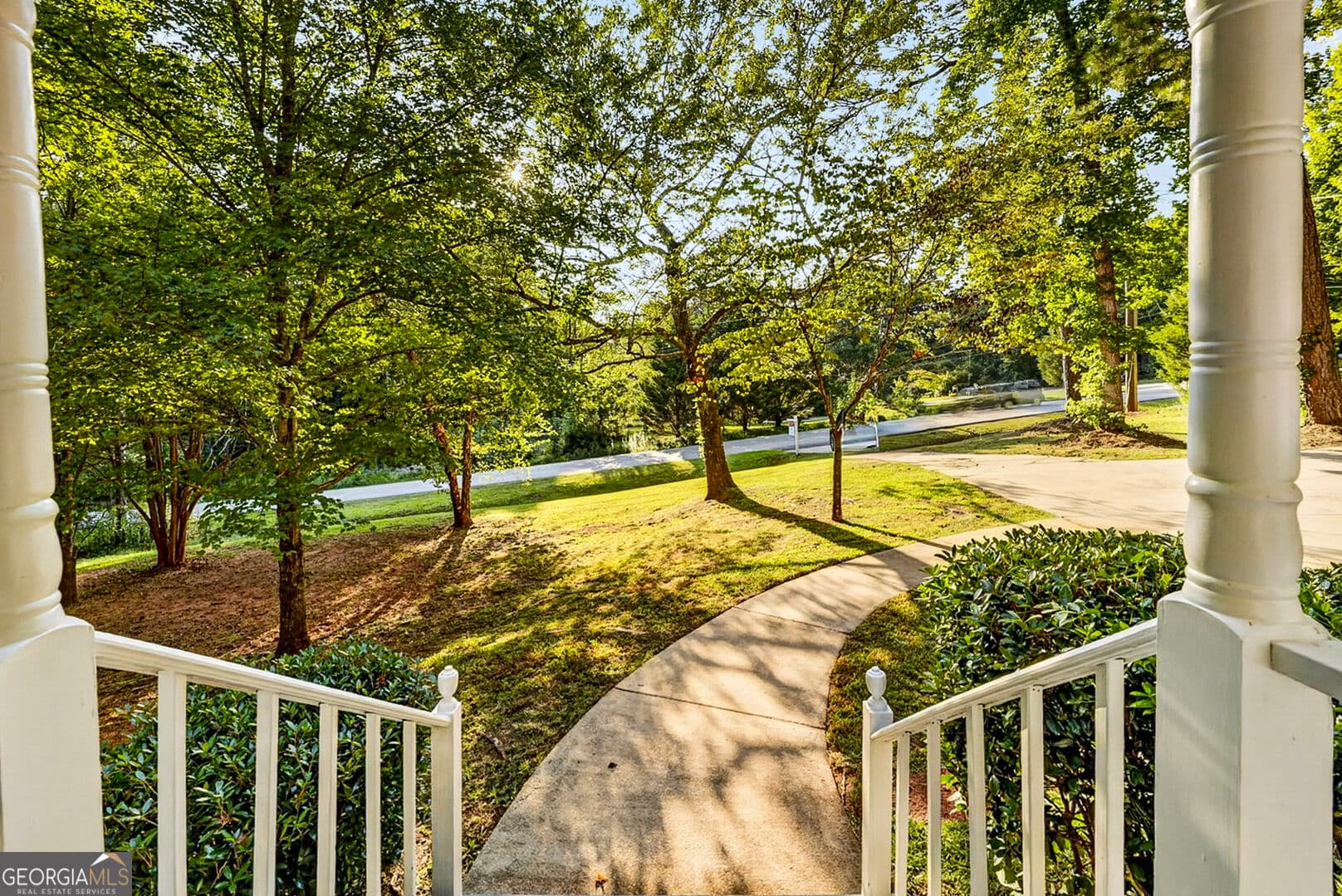 3 bedroom, 2.5 bathroom, 1,958 sq ft single family residence for sale at 106 McKinley Circle, Lagrange, GA 30240 — photo 5