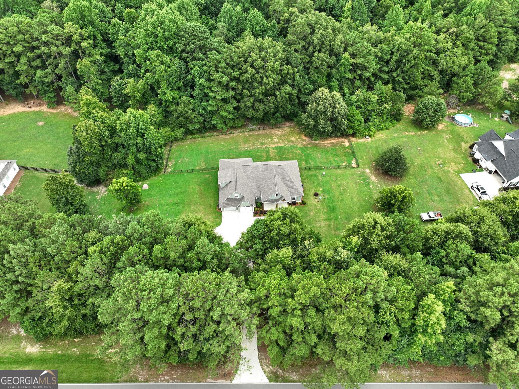 4 bedroom, 3 bathroom, 2,503 sq ft single family residence under contract at 1355 Rose Hill Road, Meansville, GA 30256 — photo 3