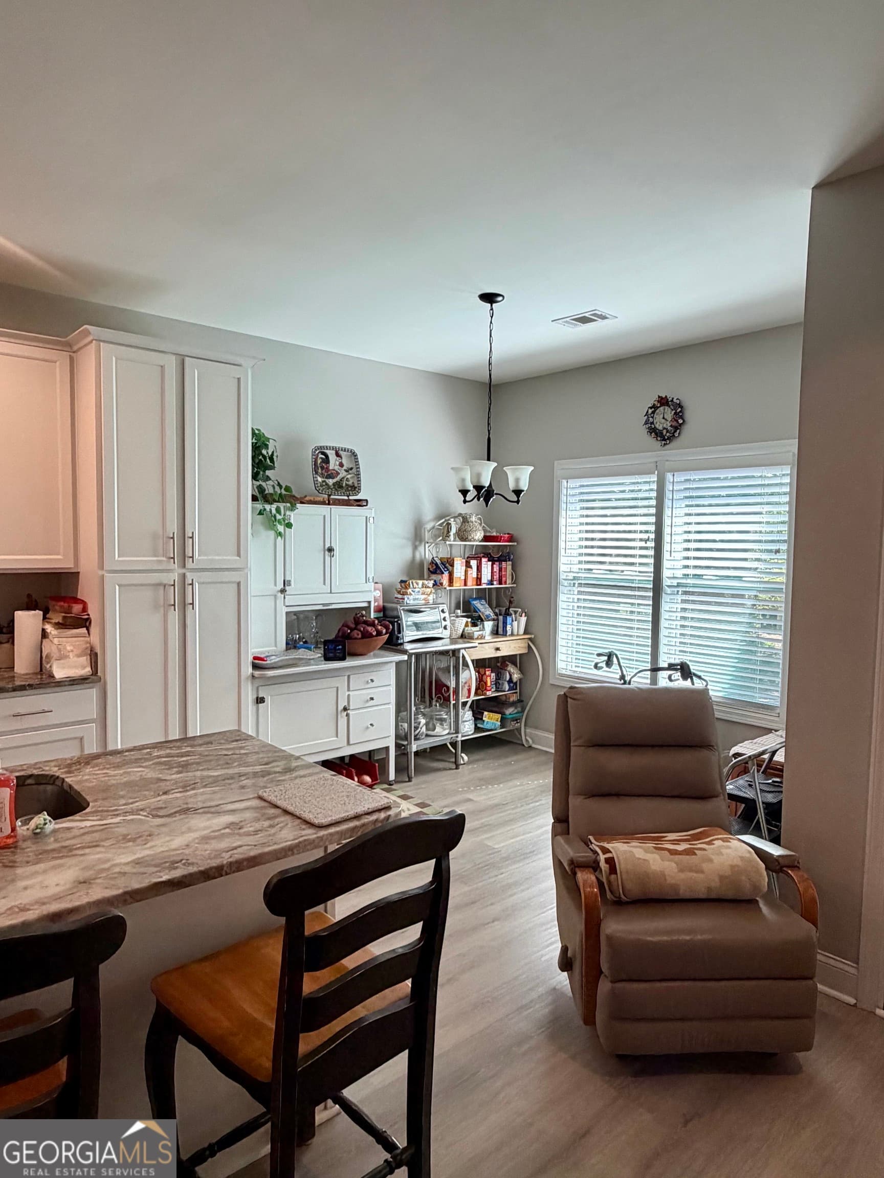 3 bedroom, 2 bathroom, 1,822 sq ft single family residence for sale at 108 Cambridge Court, Milledgeville, GA 31061 — photo 7