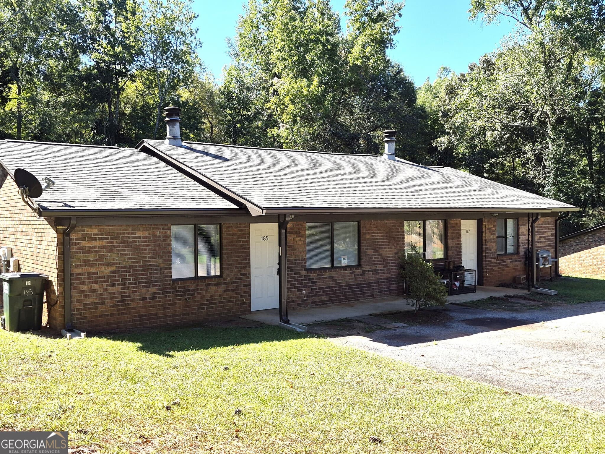 2 bedroom, 1 bathroom, 880 sq ft duplex for rent at 185 Ramble Hills Circle, Athens, GA 30606 for $1,100 a month