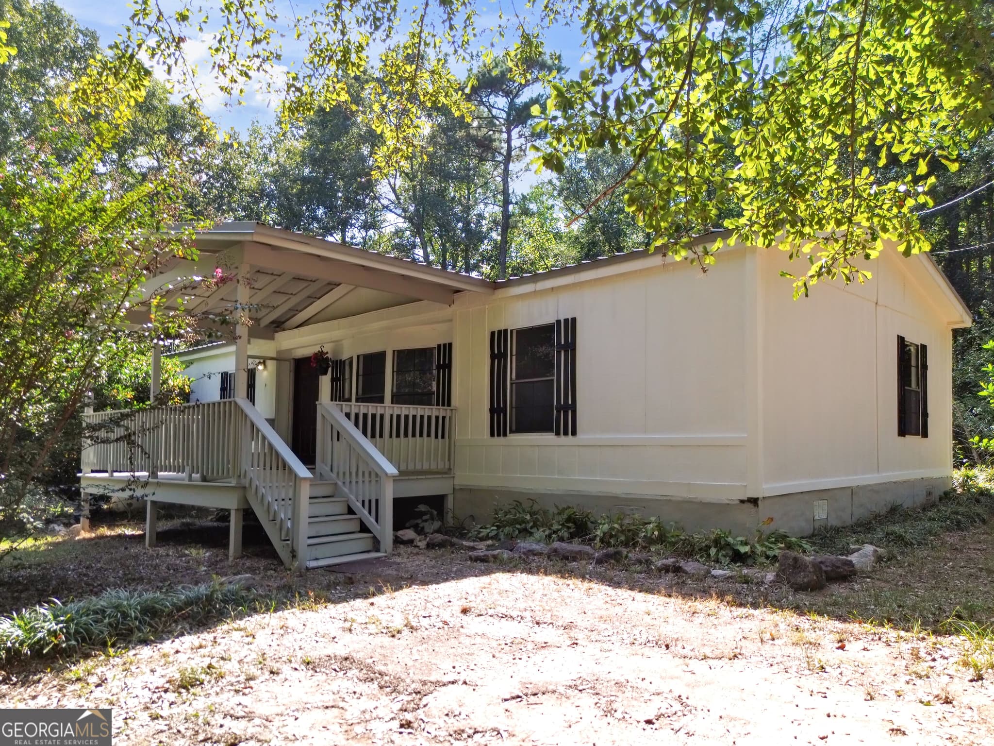 3 bedroom, 2 bathroom, 1,344 sq ft manufactured home,single family residence for sale at 460 Etheridge Mill Road, Milner, GA 30257 — photo 4