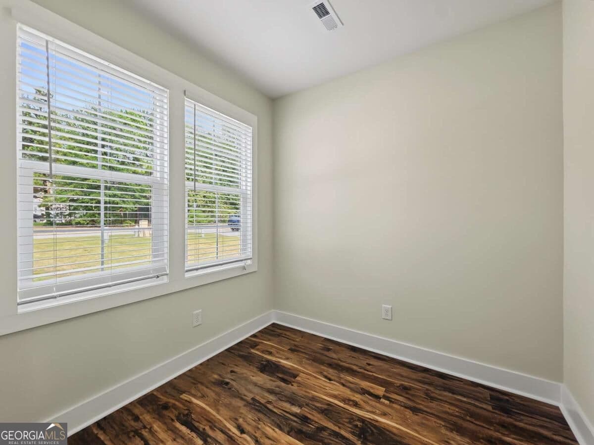 4 bedroom, 2.5 bathroom, 2,208 sq ft single family residence for sale at 3085 Franklin Street, Austell, GA 30106 — photo 3