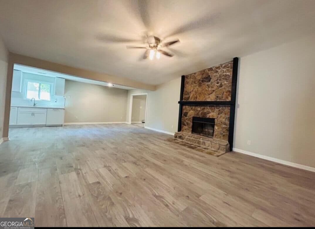 6 bedroom, 4 bathroom, 3,506 sq ft single family residence for sale at 3751 Riverchase Circle, Decatur, GA 30034 — photo 8