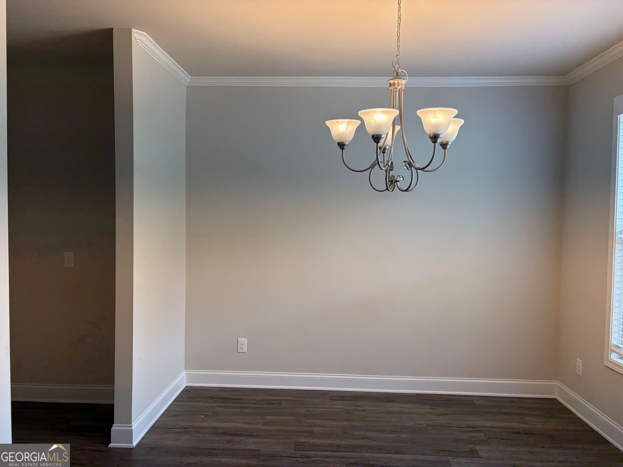 4 bedroom, 2.5 bathroom, 2,301 sq ft single family residence for sale at 133 Donegal Way, Dallas, GA 30132 — photo 2
